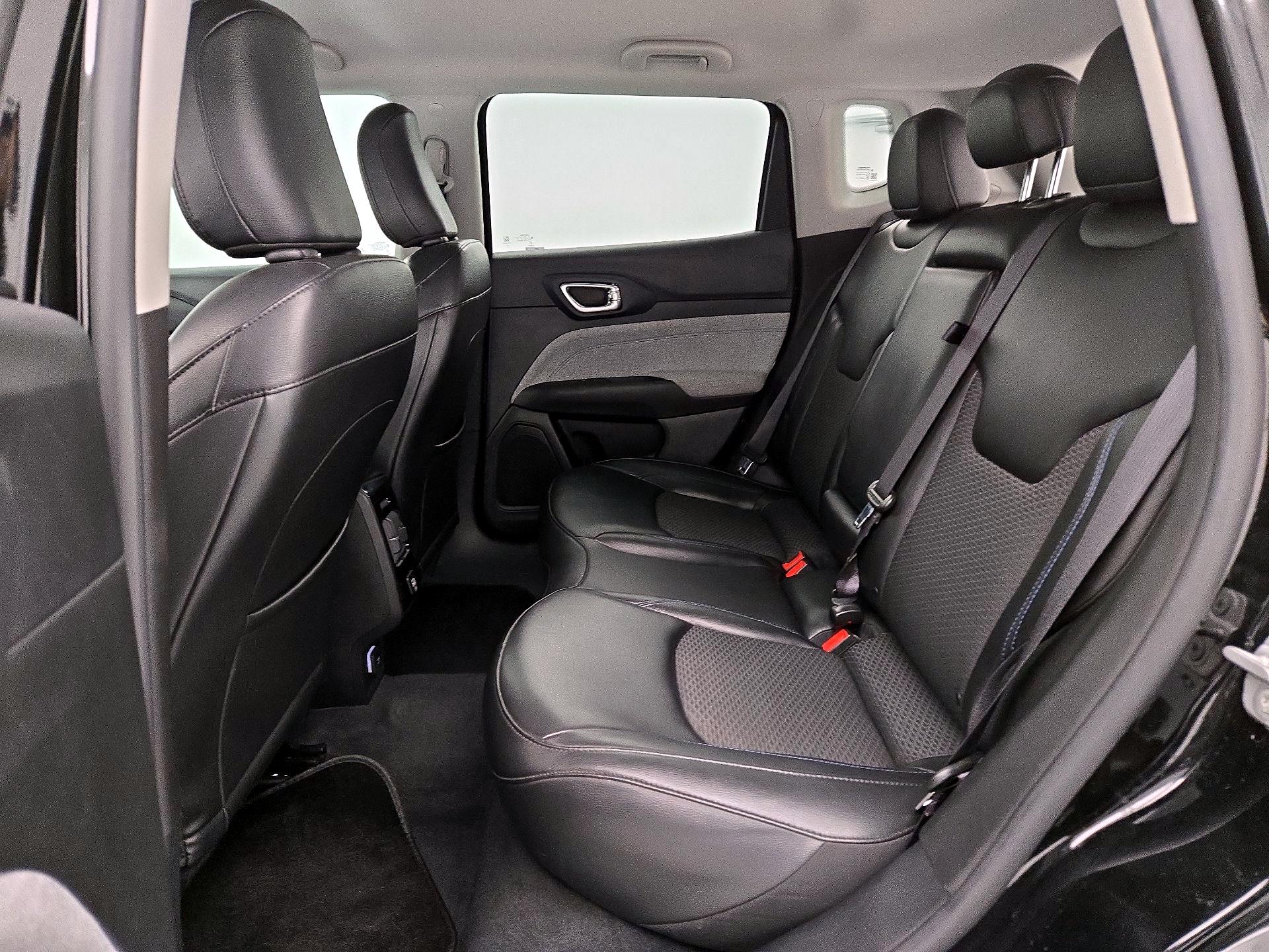 Thumbnail: 2022 Jeep Compass - 19