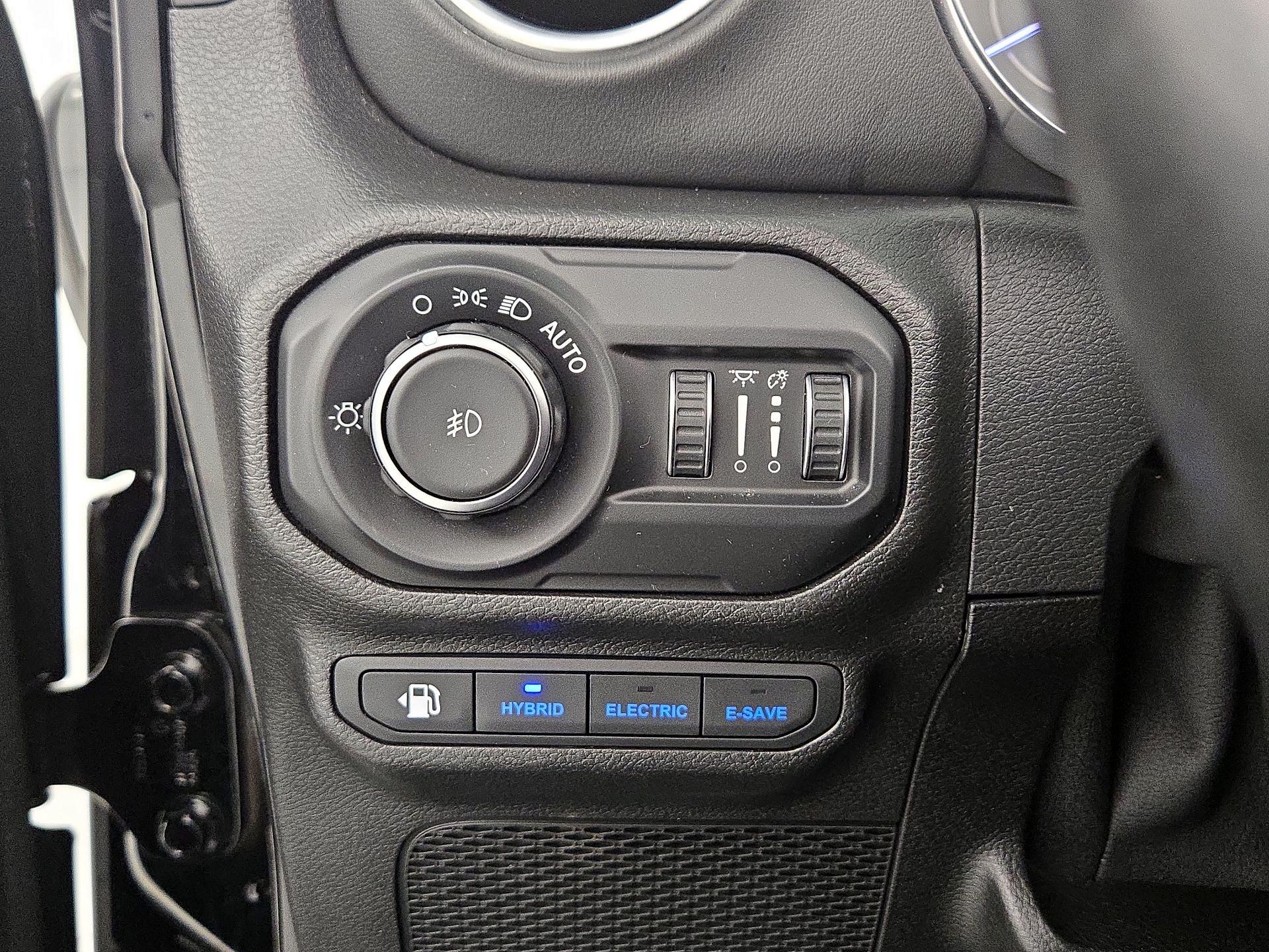 Thumbnail: 2021 Jeep Wrangler - 13