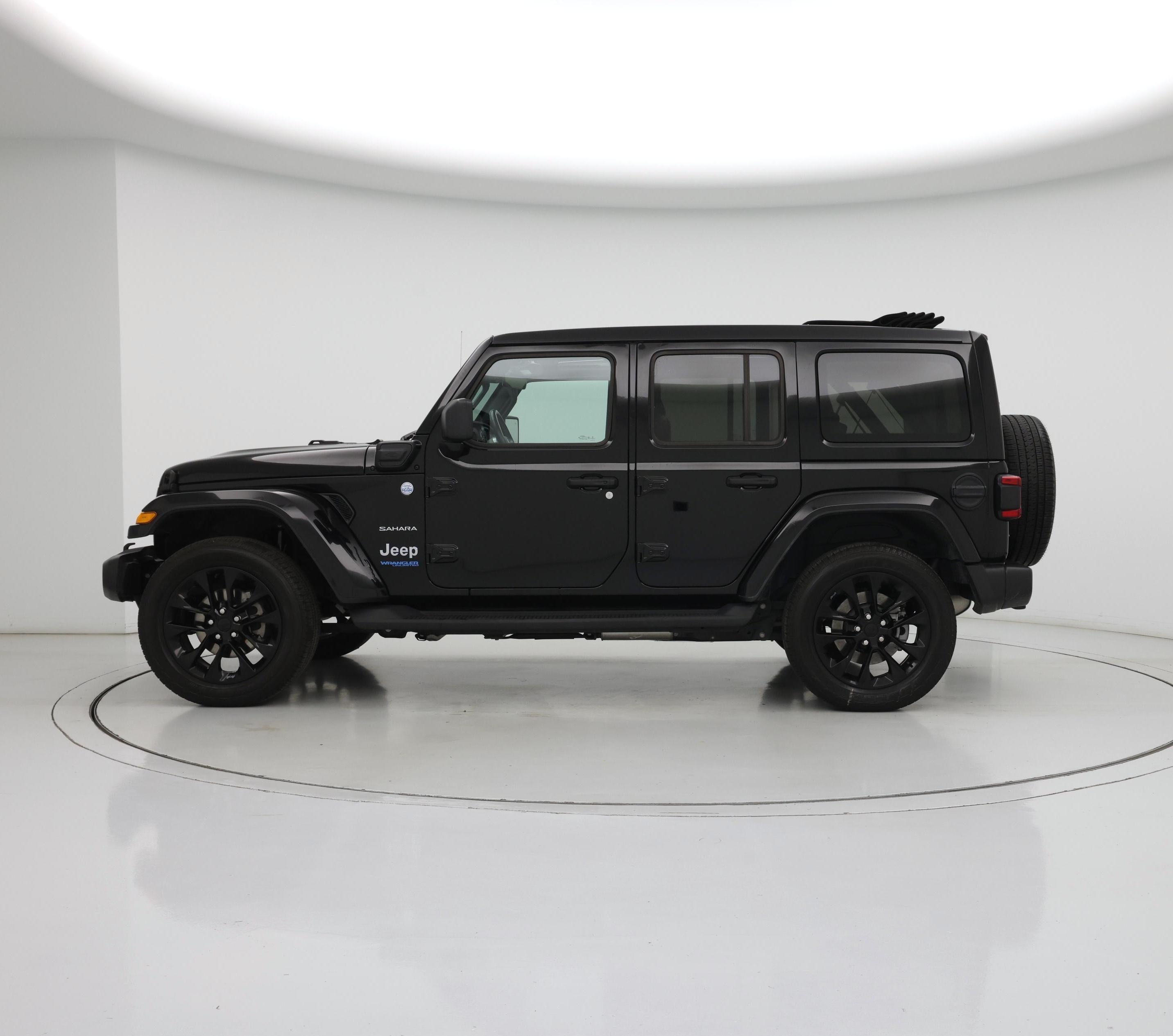 Thumbnail: 2021 Jeep Wrangler - 3