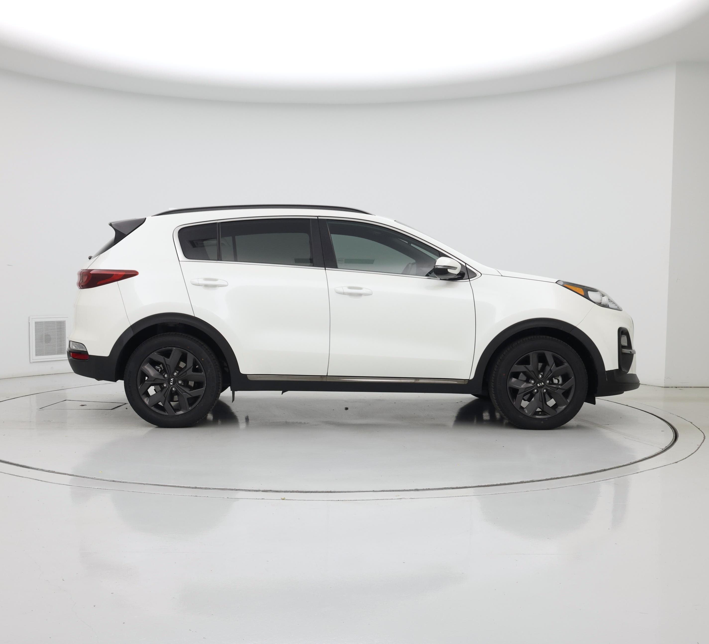 Thumbnail: 2021 Kia Sportage - 7