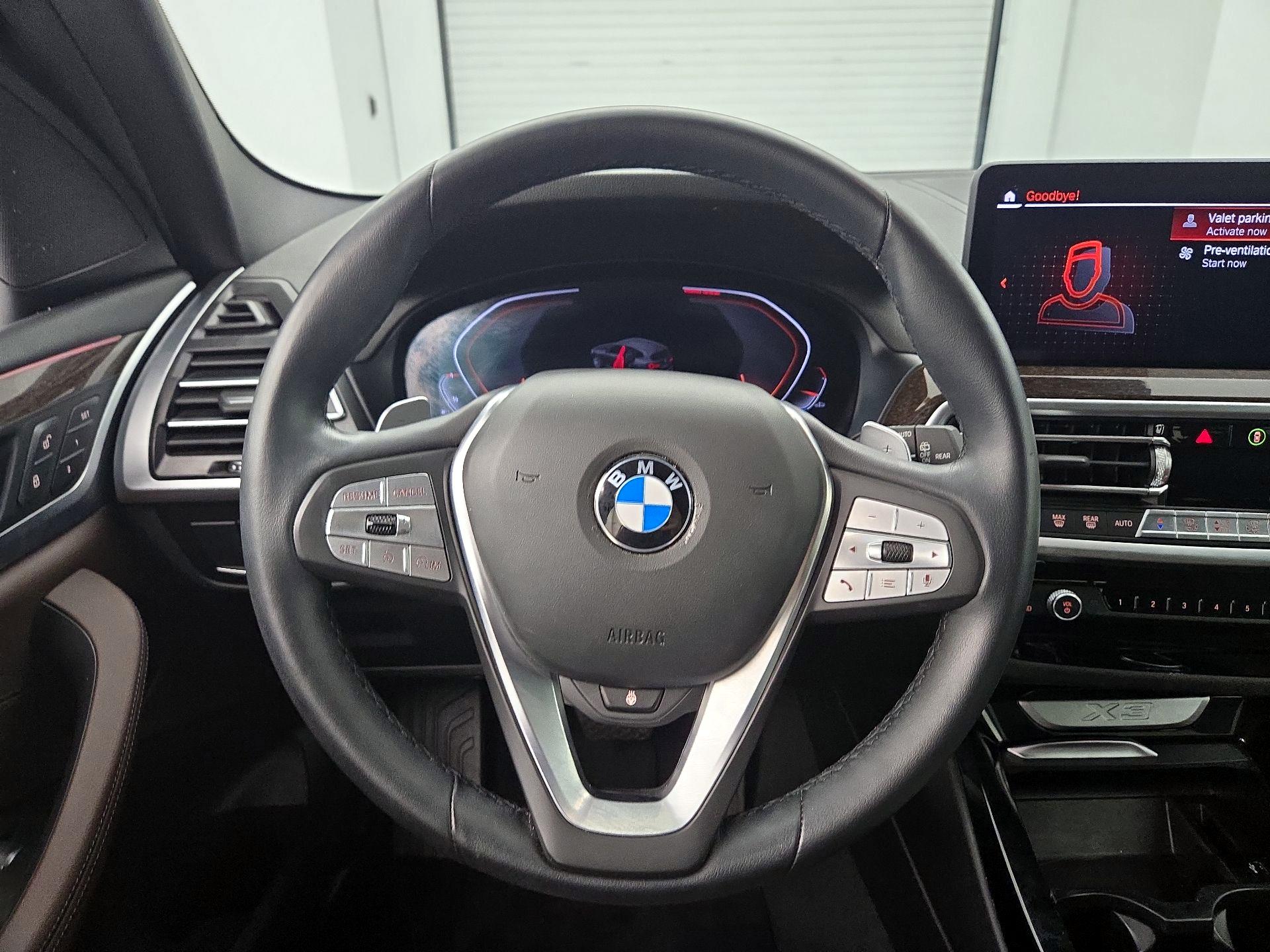 Thumbnail: 2022 BMW X3 - 10