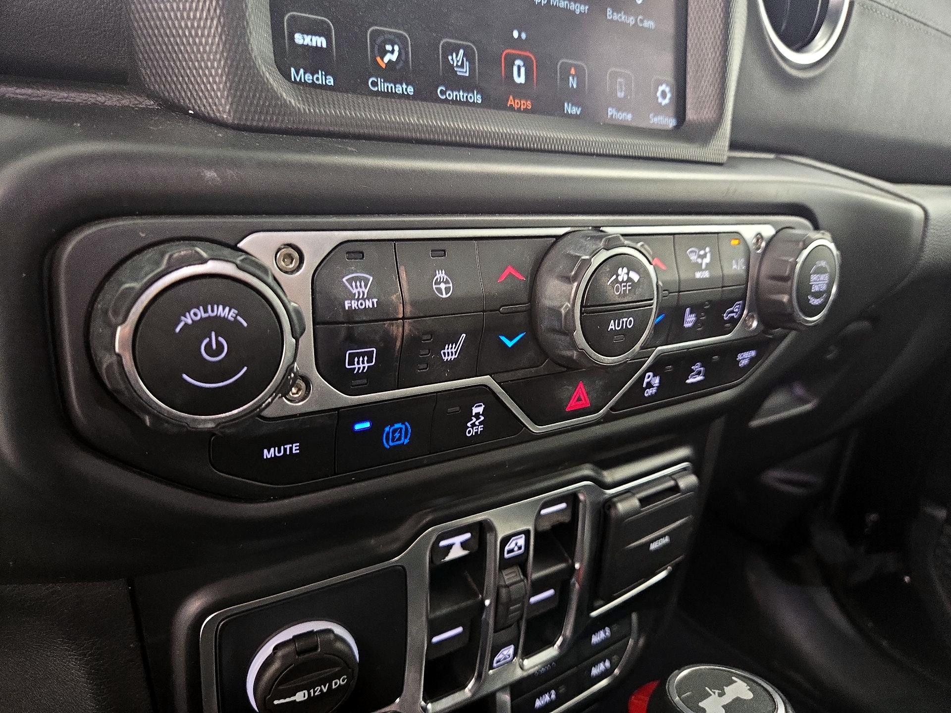 Thumbnail: 2021 Jeep Wrangler - 15