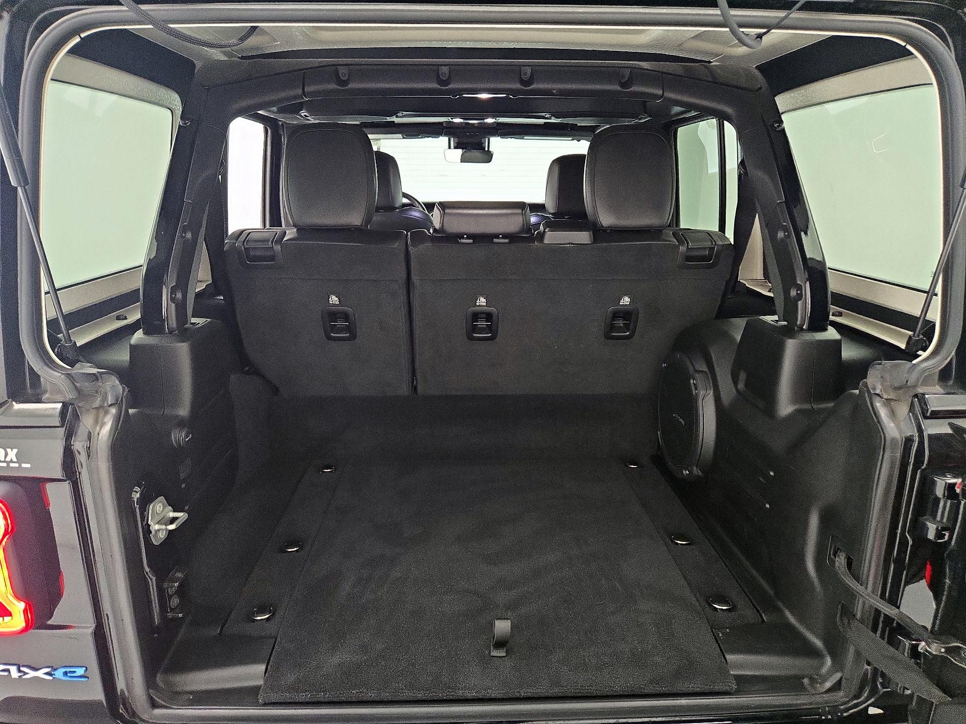 Thumbnail: 2021 Jeep Wrangler - 19