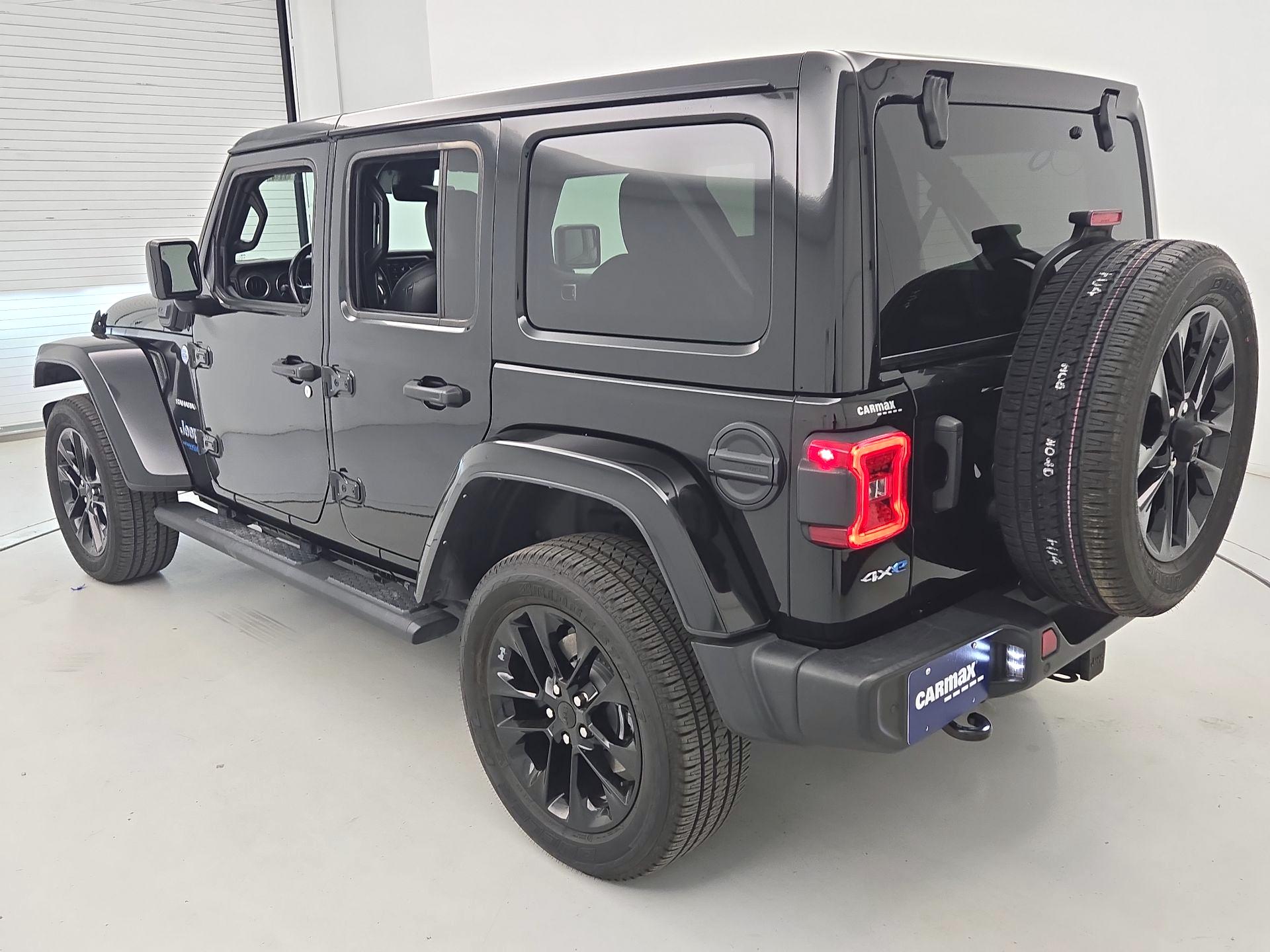 Thumbnail: 2021 Jeep Wrangler - 7