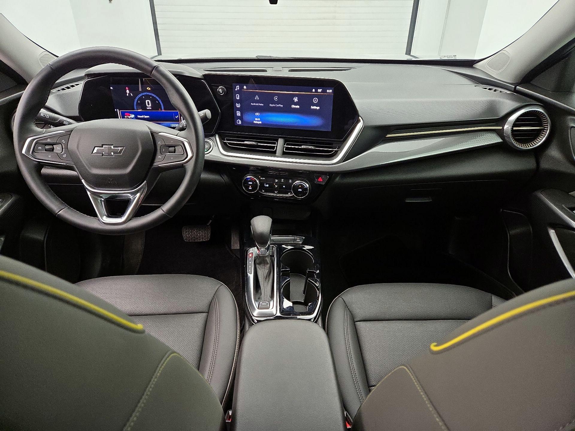 Thumbnail: 2024 Chevrolet Trax - 9