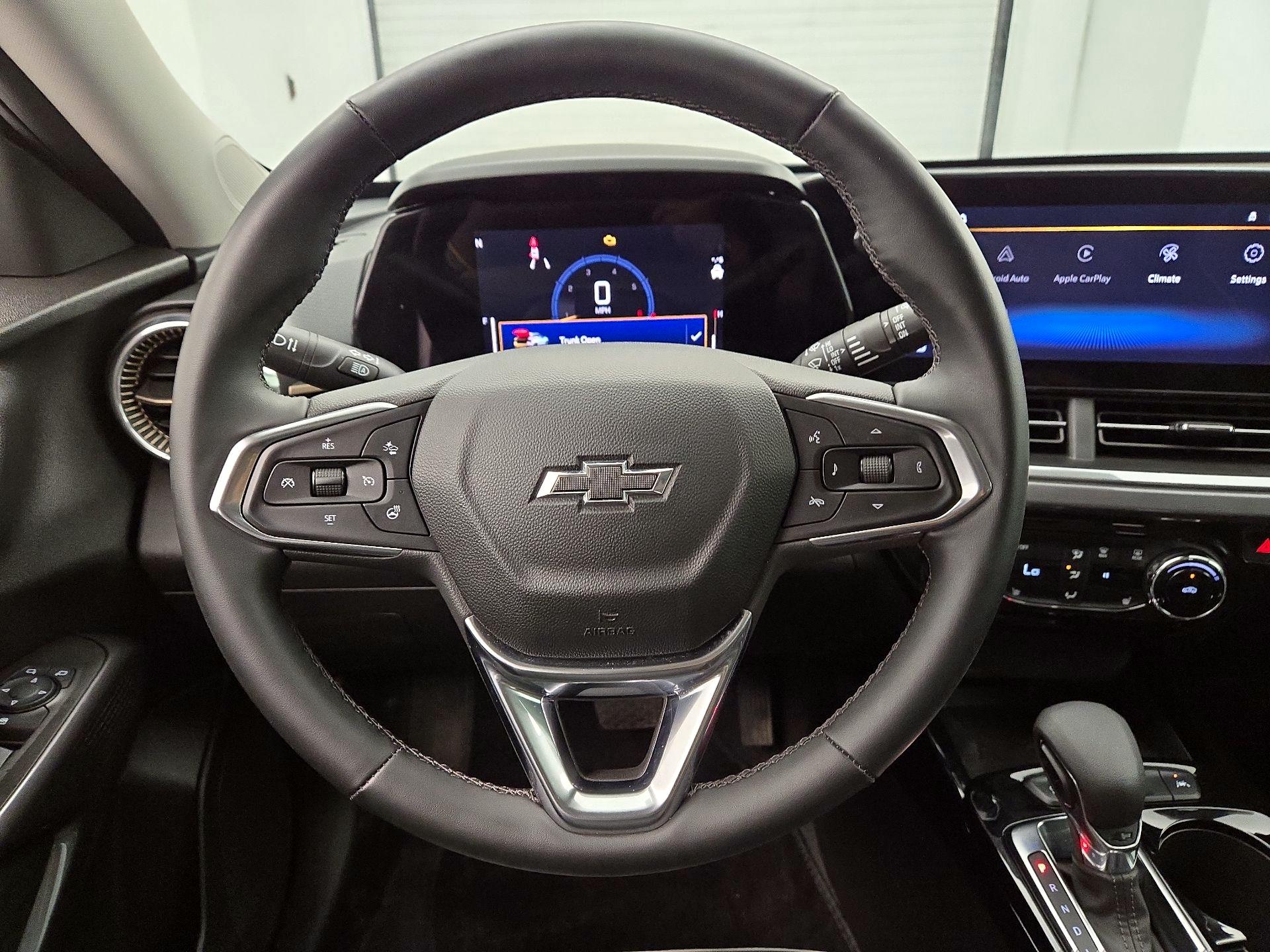 Thumbnail: 2024 Chevrolet Trax - 10