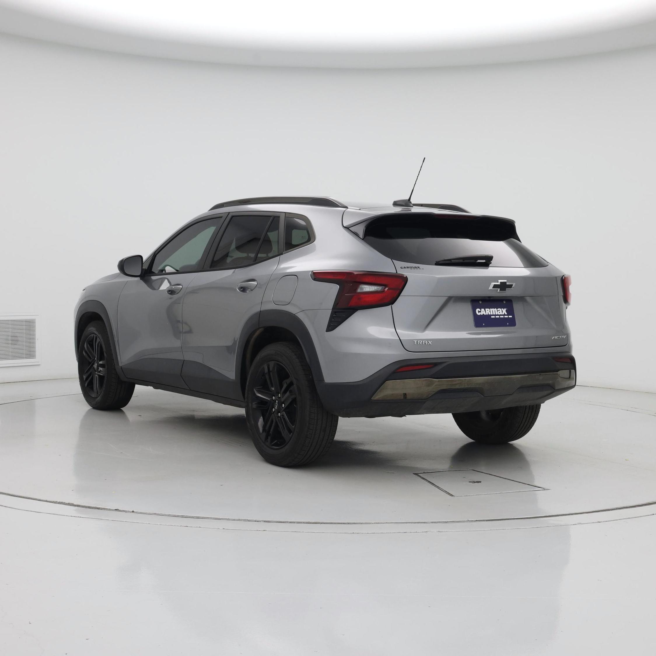 Thumbnail: 2024 Chevrolet Trax - 2