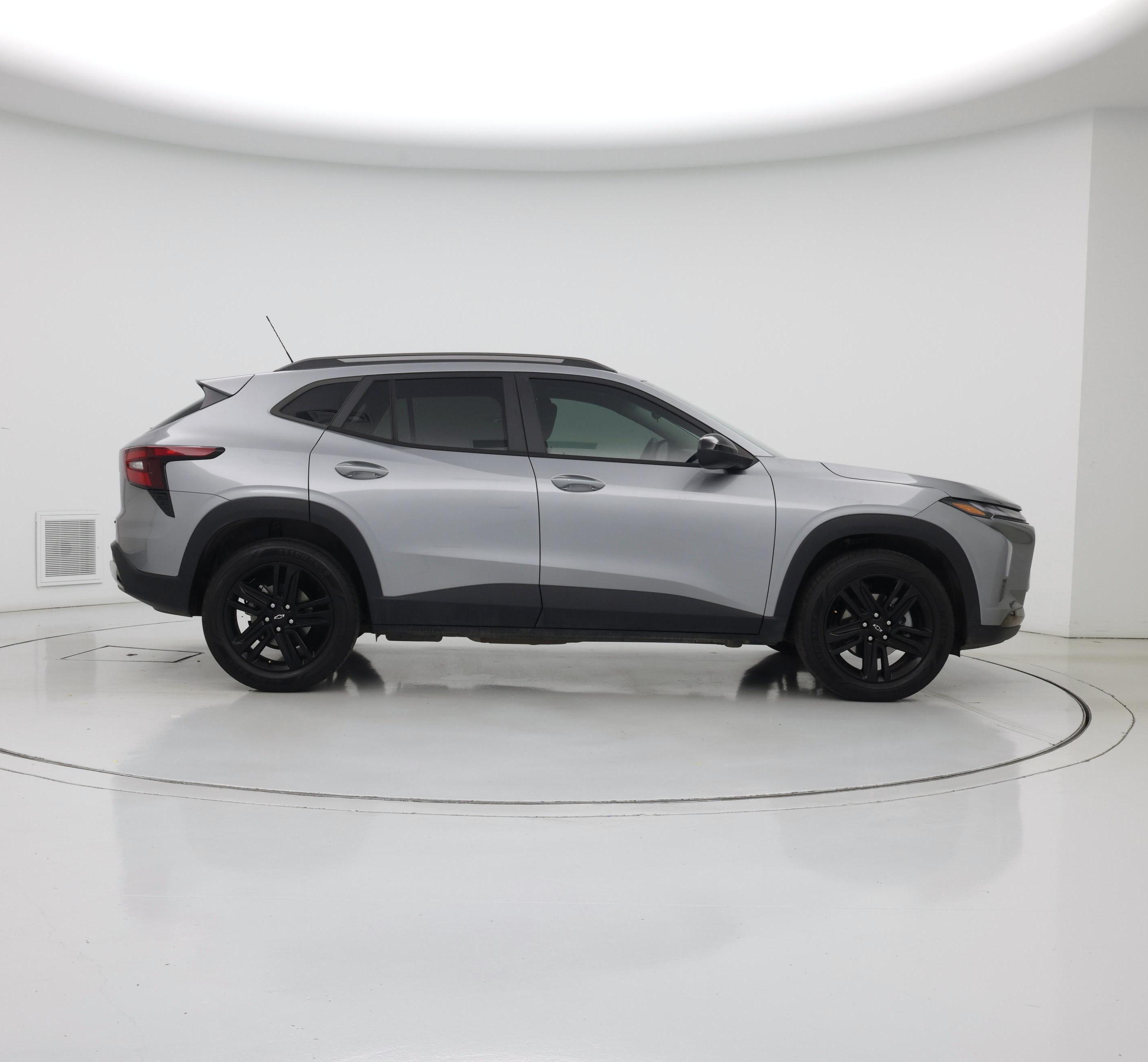 Thumbnail: 2024 Chevrolet Trax - 7