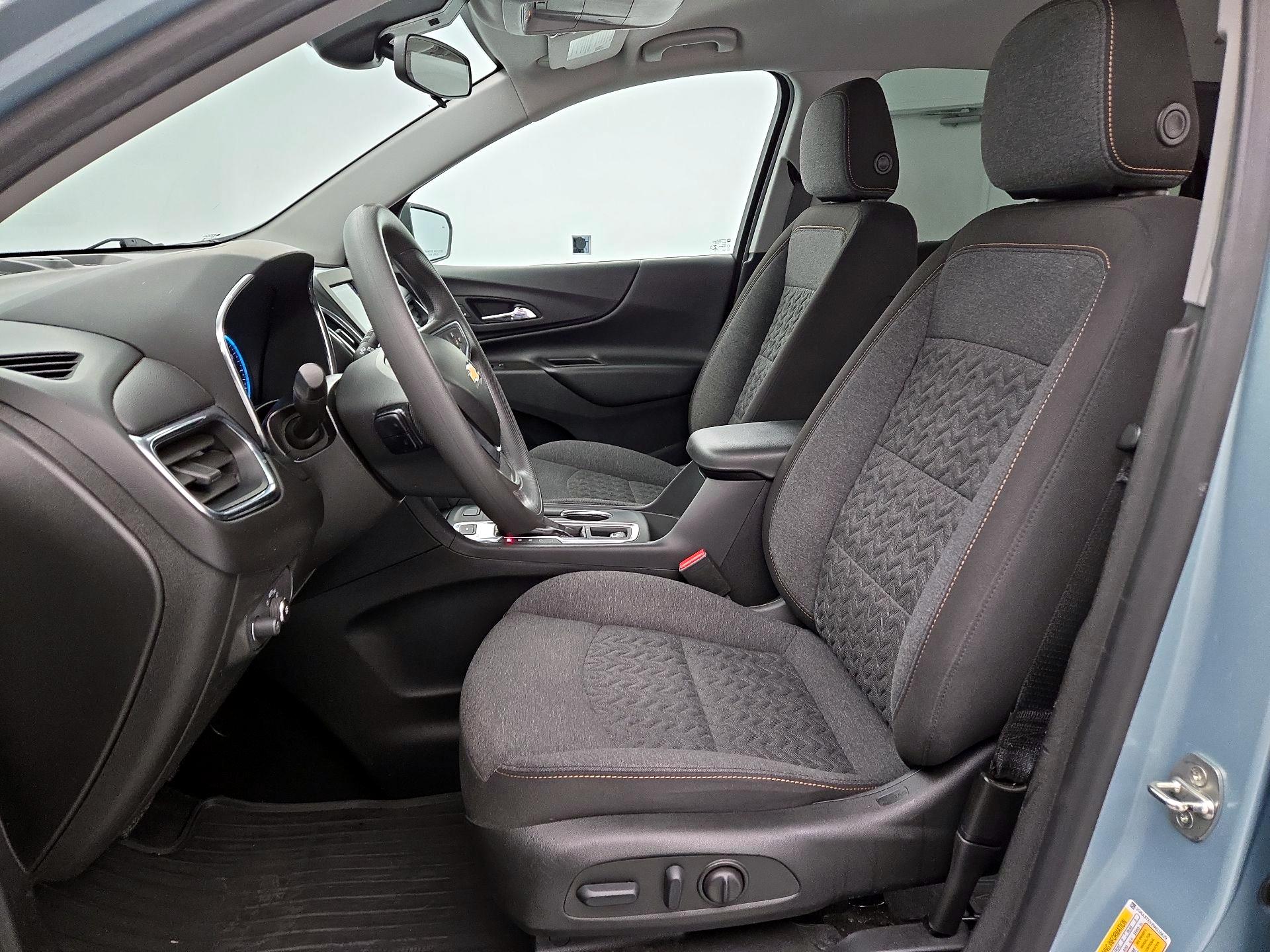 Thumbnail: 2022 Chevrolet Equinox - 11