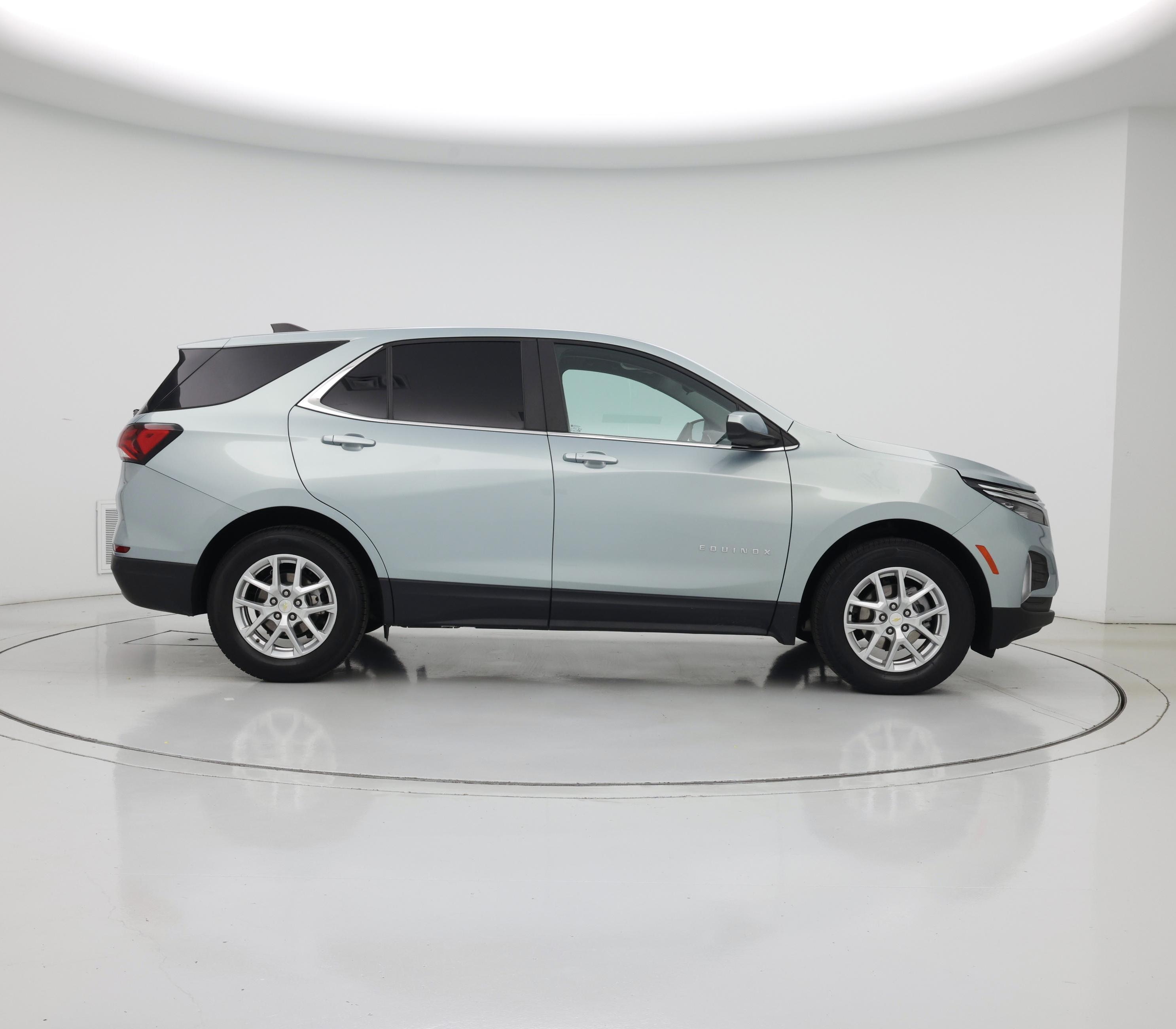 Thumbnail: 2022 Chevrolet Equinox - 7