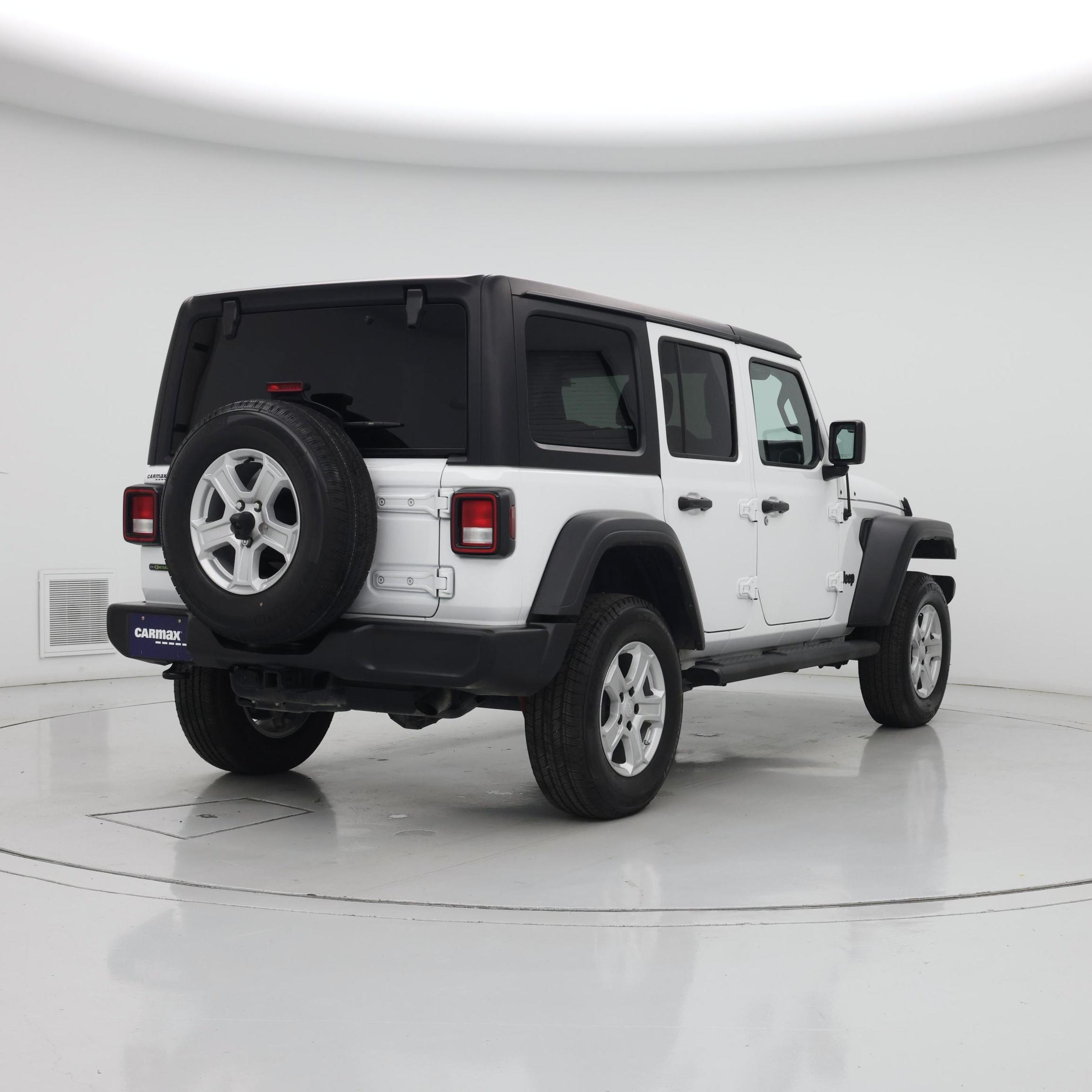 Thumbnail: 2022 Jeep Wrangler - 8