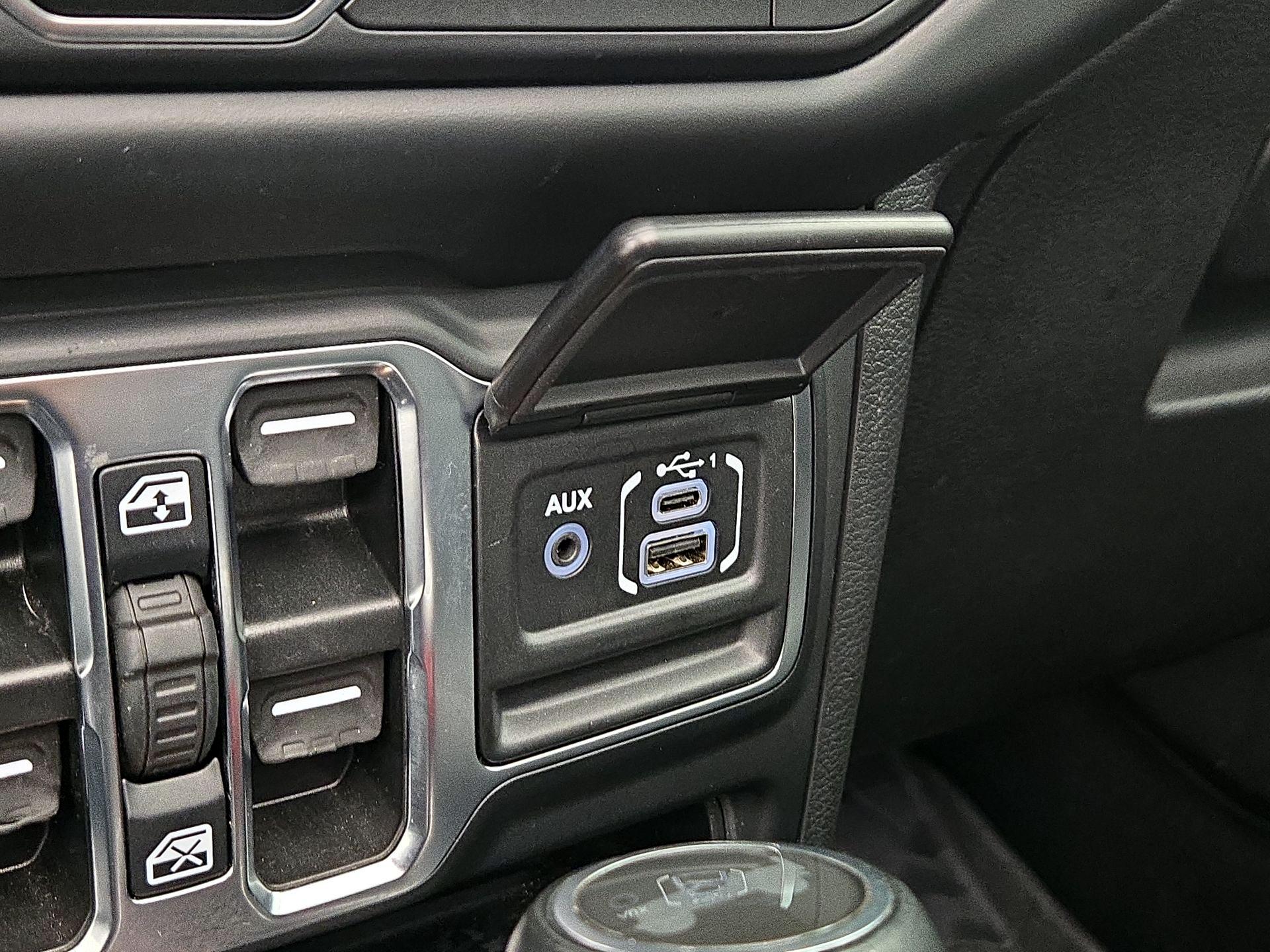 Thumbnail: 2023 Jeep Wrangler - 19