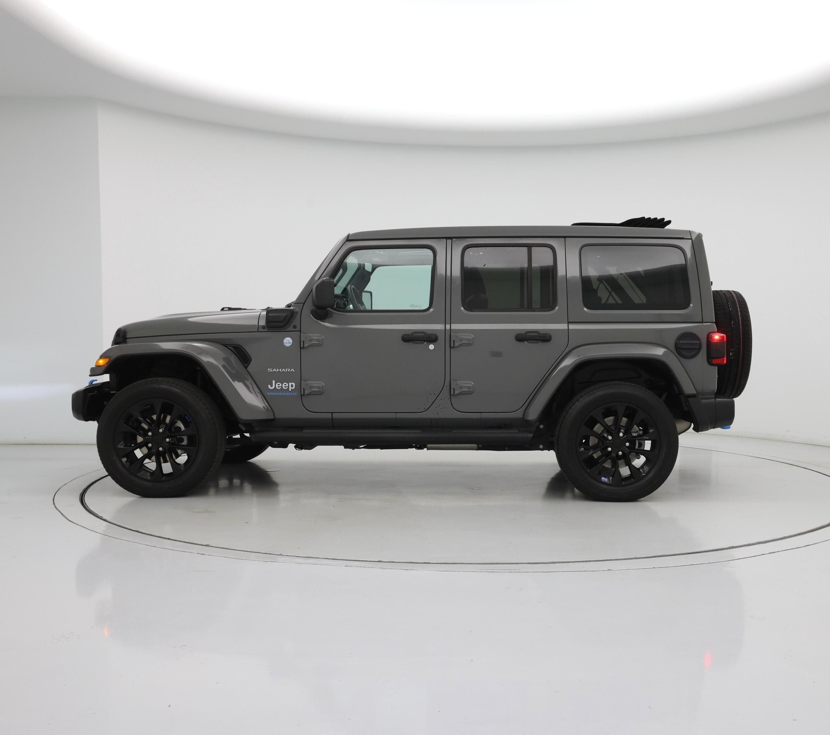 Thumbnail: 2023 Jeep Wrangler - 3