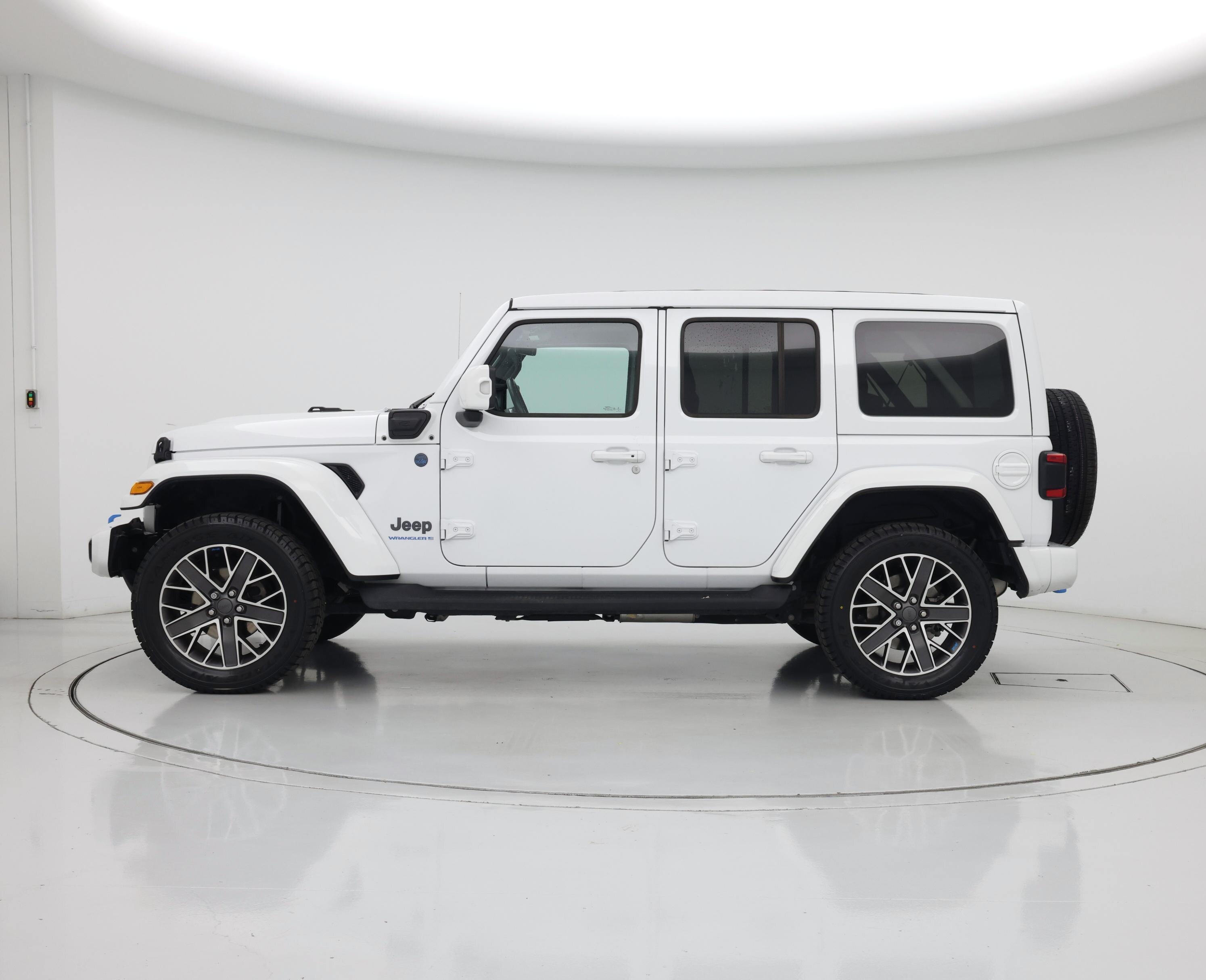 Thumbnail: 2023 Jeep Wrangler - 3