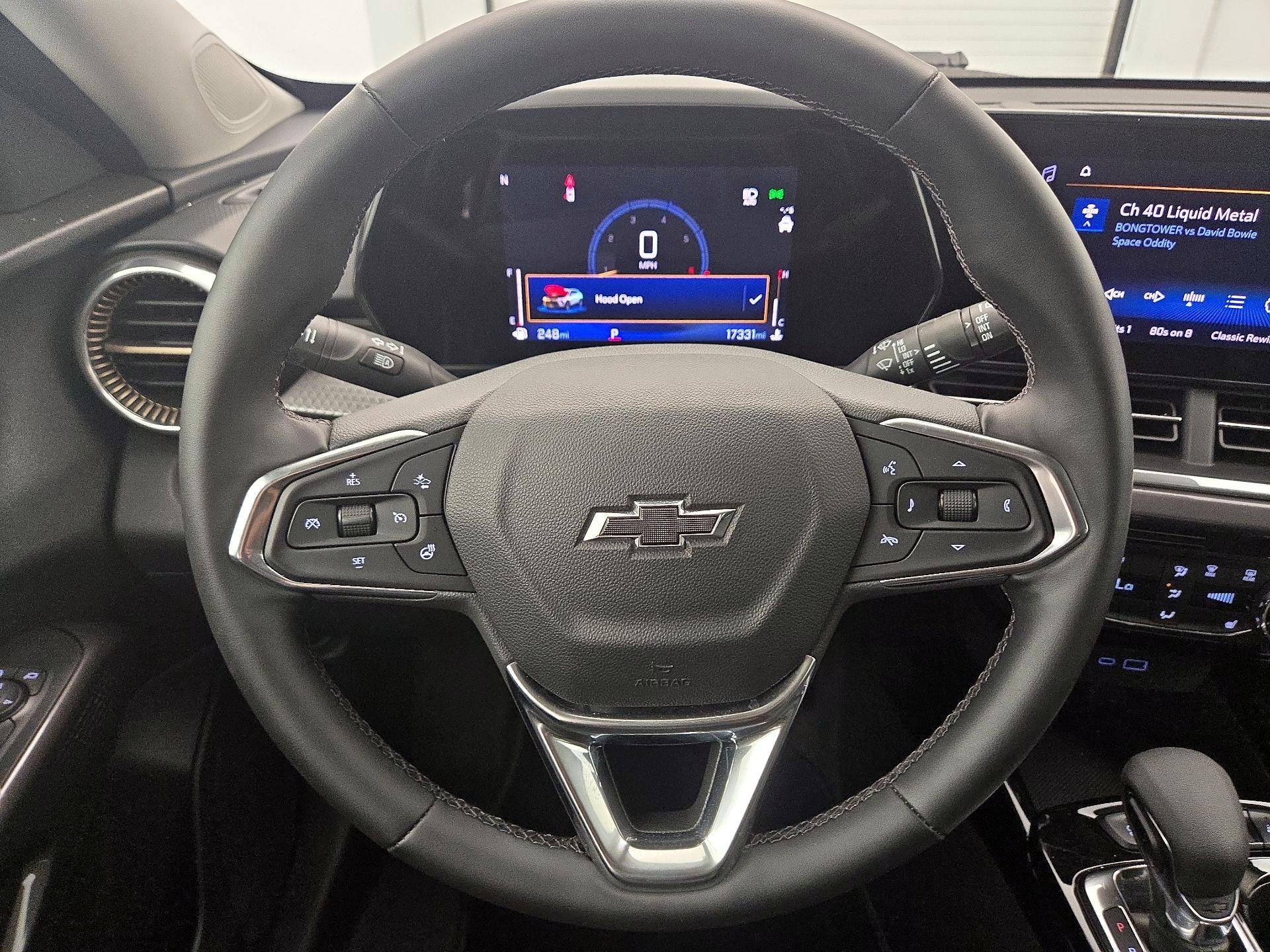 Thumbnail: 2024 Chevrolet Trax - 10