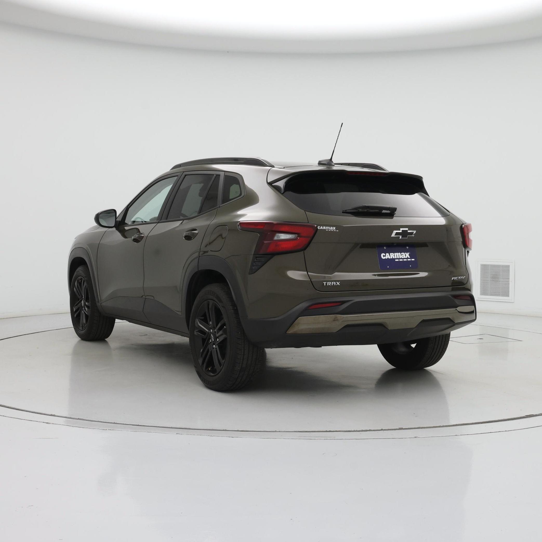 Thumbnail: 2024 Chevrolet Trax - 2