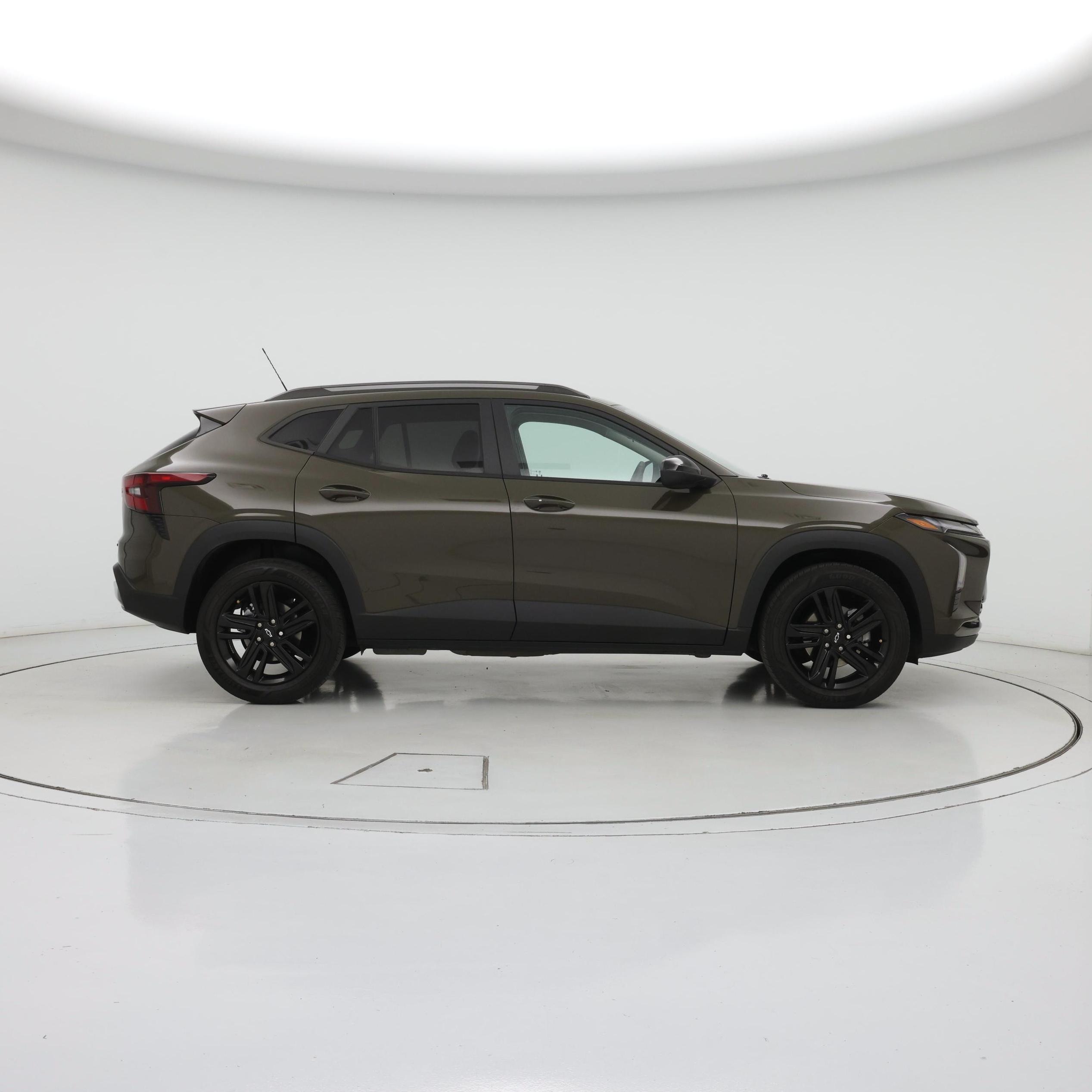 Thumbnail: 2024 Chevrolet Trax - 7