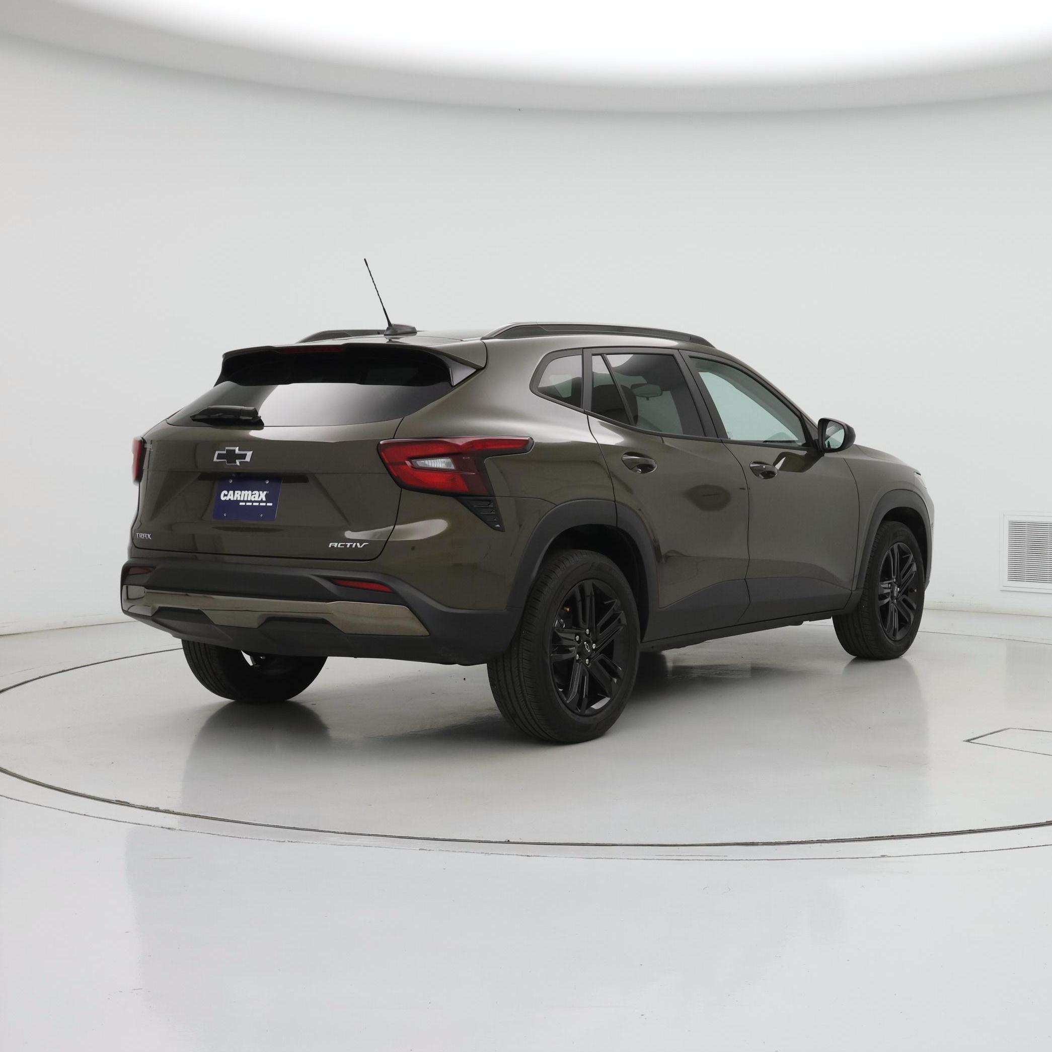 Thumbnail: 2024 Chevrolet Trax - 8