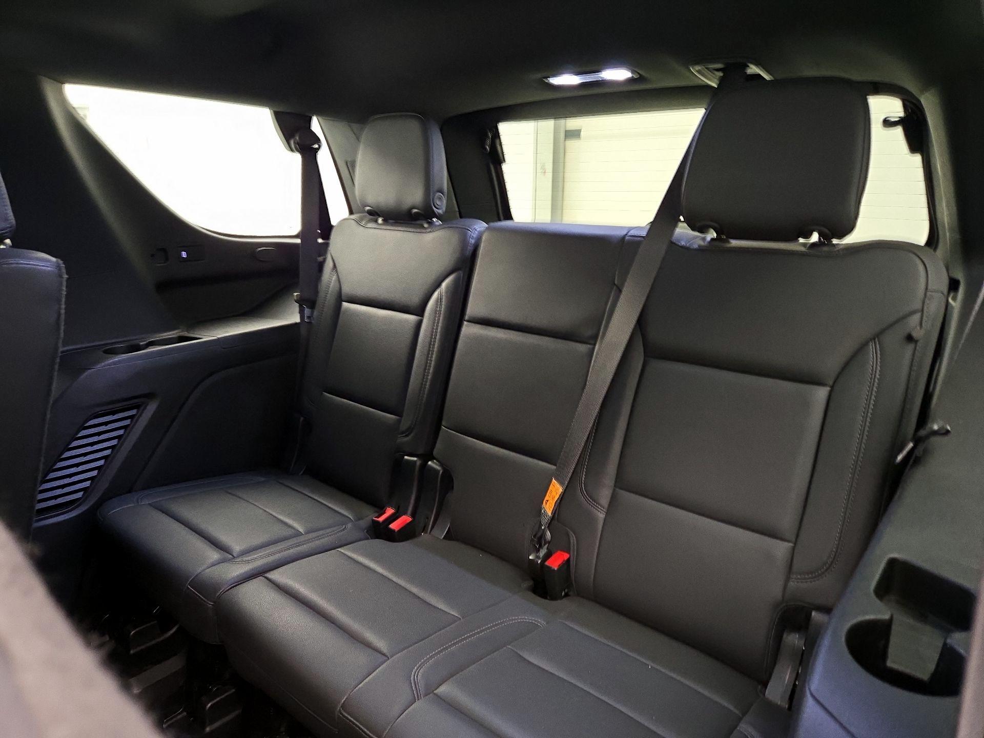Thumbnail: 2023 Chevrolet Tahoe - 20