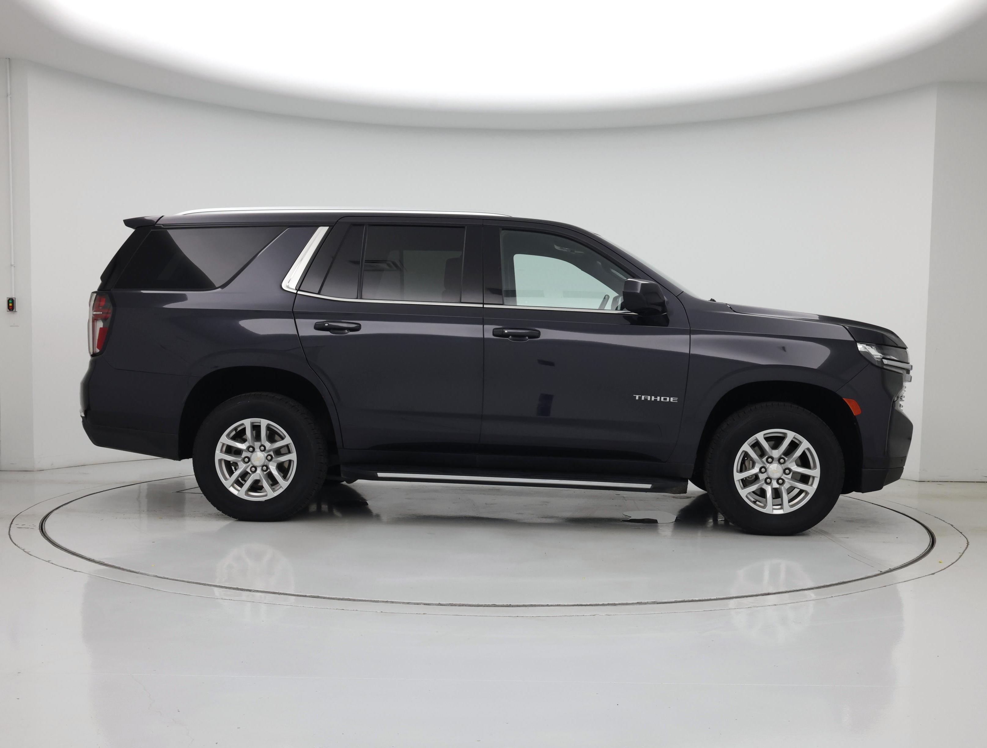 Thumbnail: 2023 Chevrolet Tahoe - 7