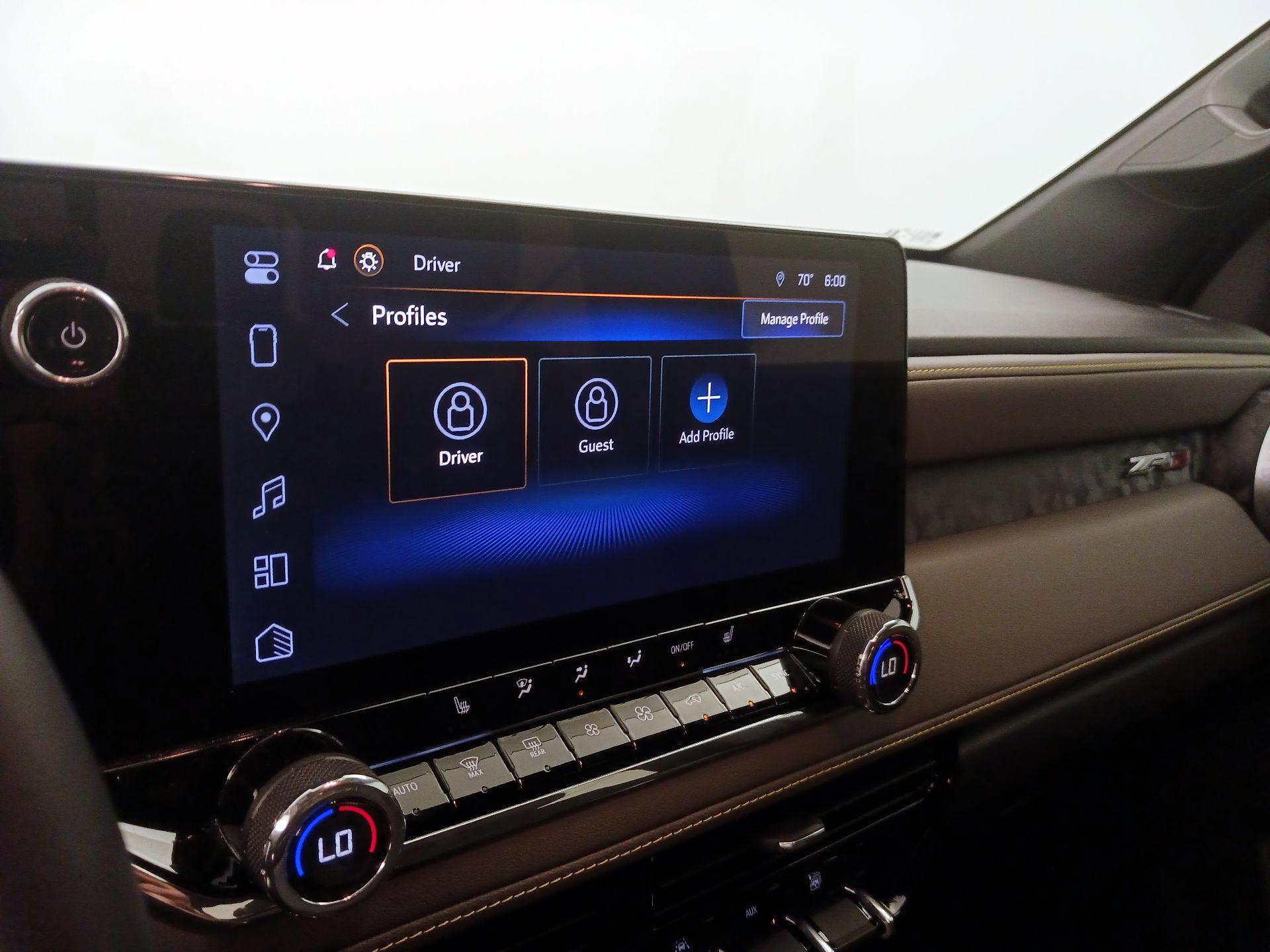 Thumbnail: 2024 Chevrolet Colorado - 15