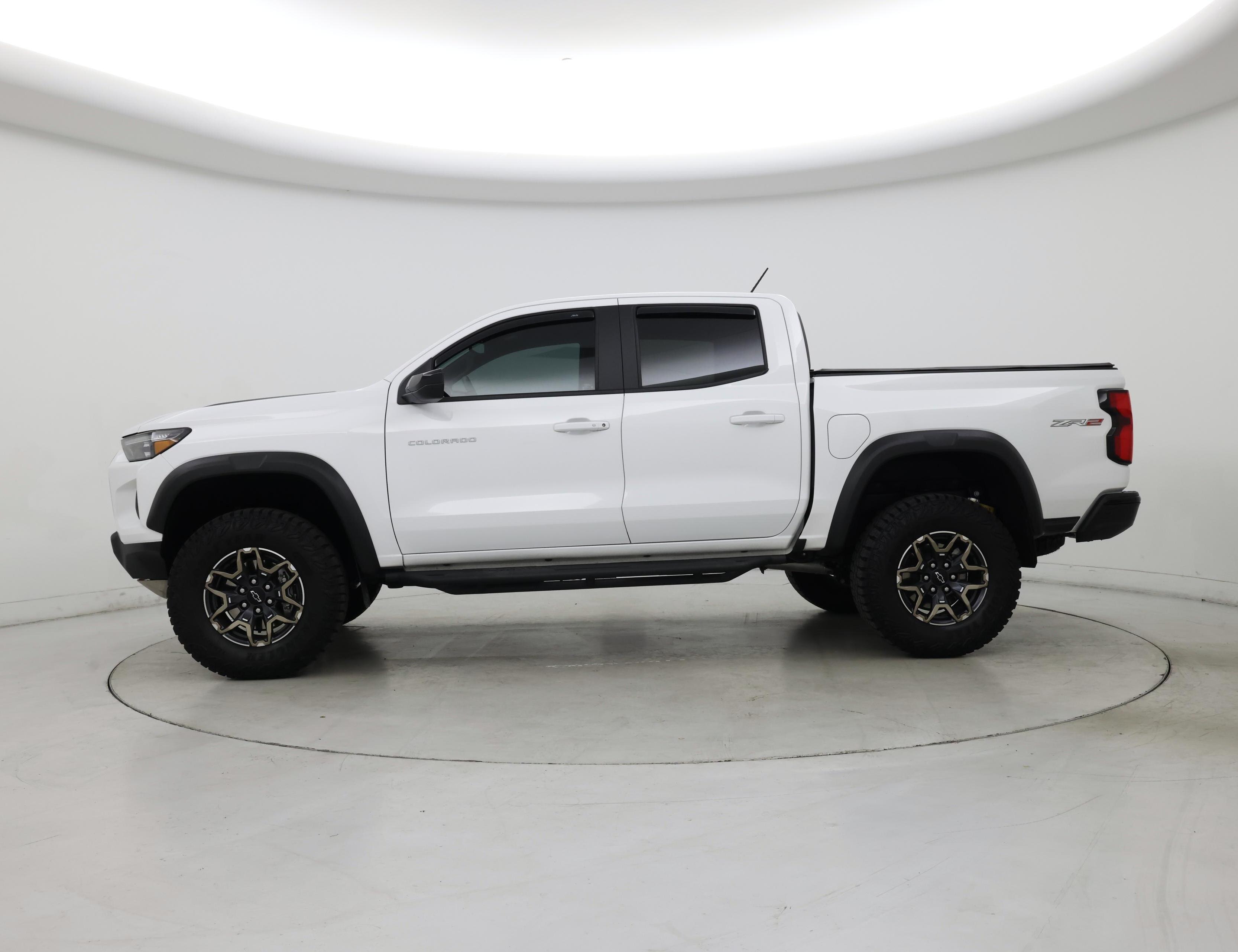 Thumbnail: 2024 Chevrolet Colorado - 3