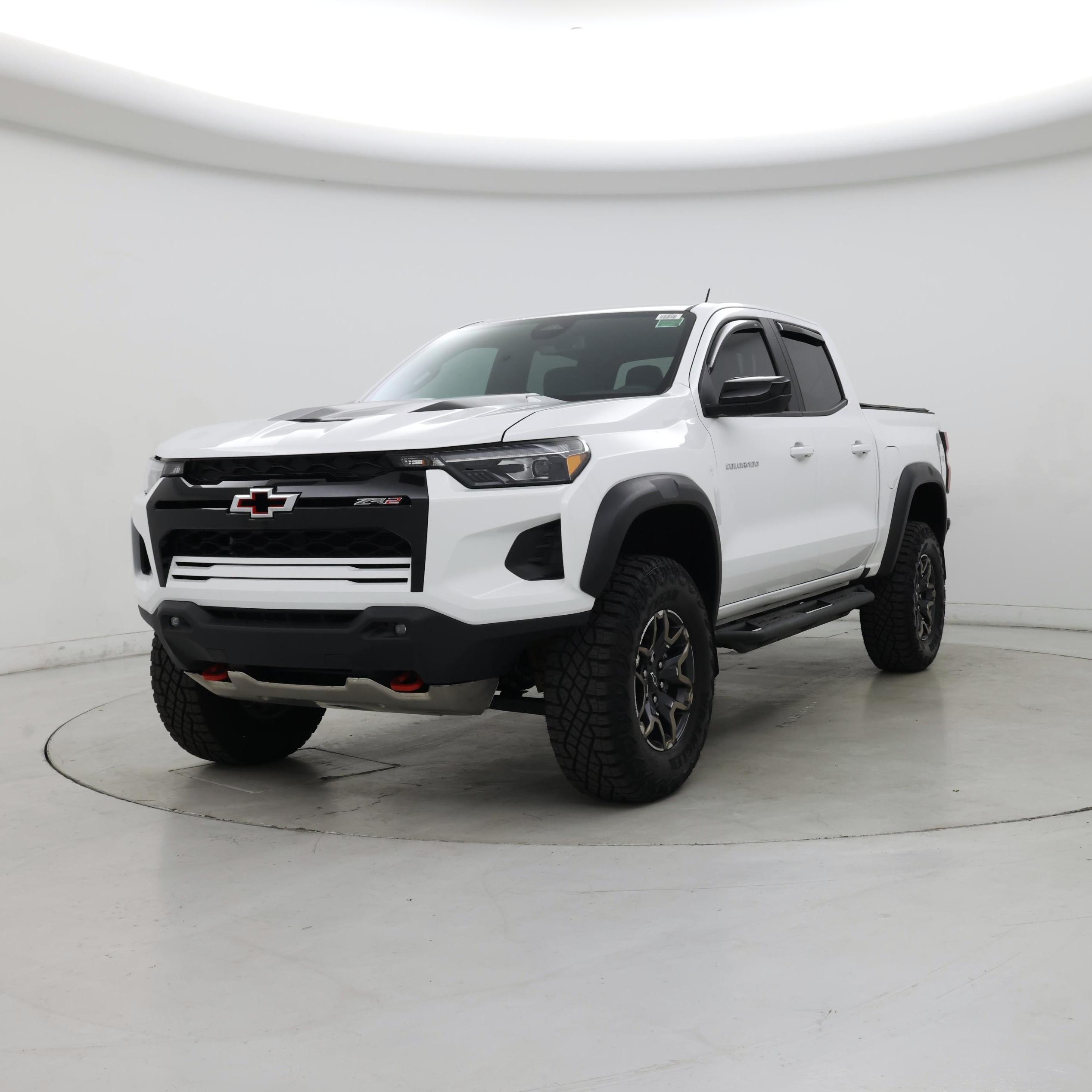 Thumbnail: 2024 Chevrolet Colorado - 4