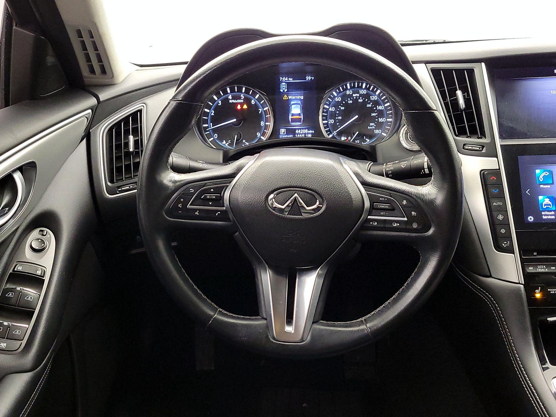 Thumbnail: 2021 INFINITI Q50 - 10