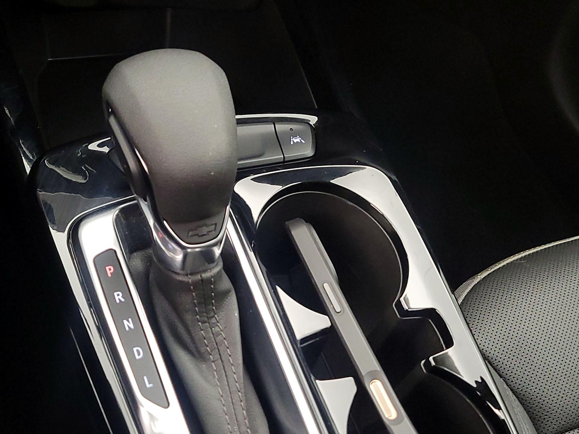 Thumbnail: 2025 Chevrolet Trax - 17