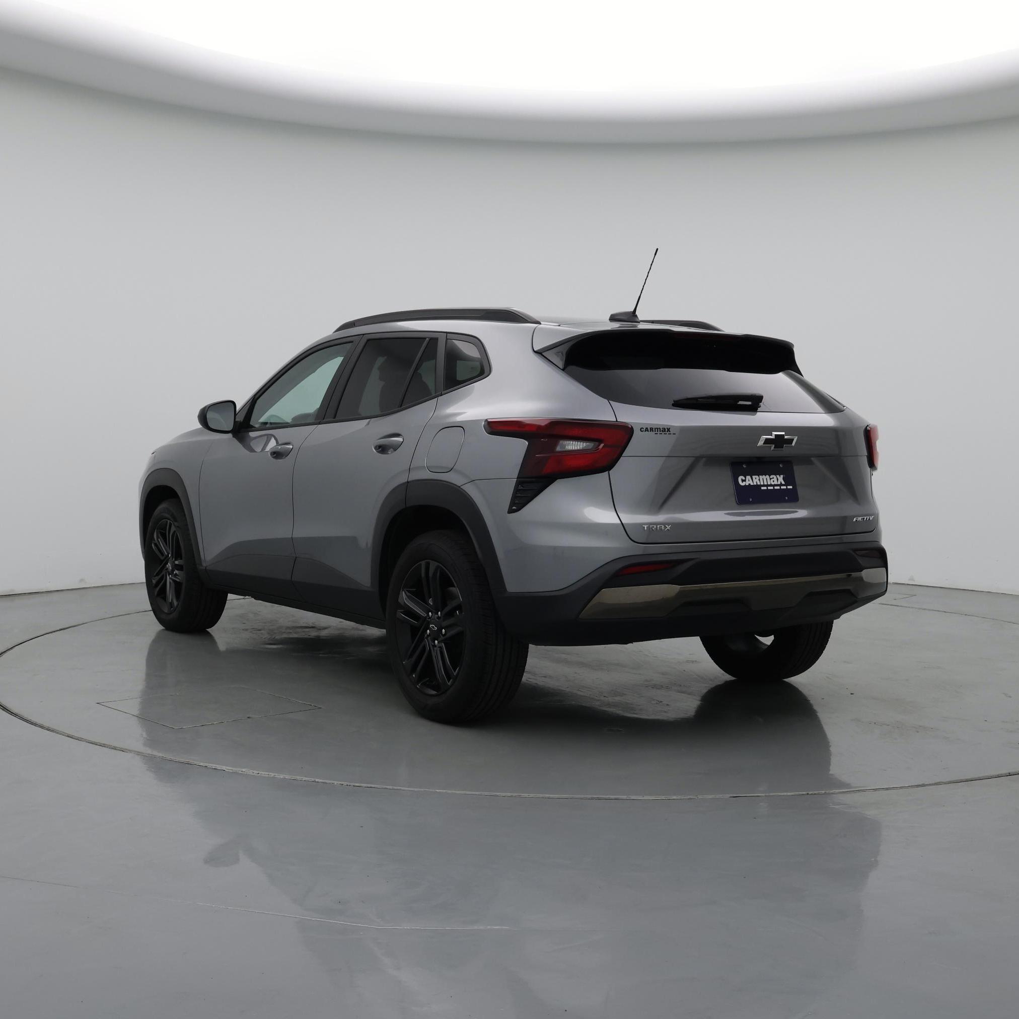 Thumbnail: 2025 Chevrolet Trax - 2