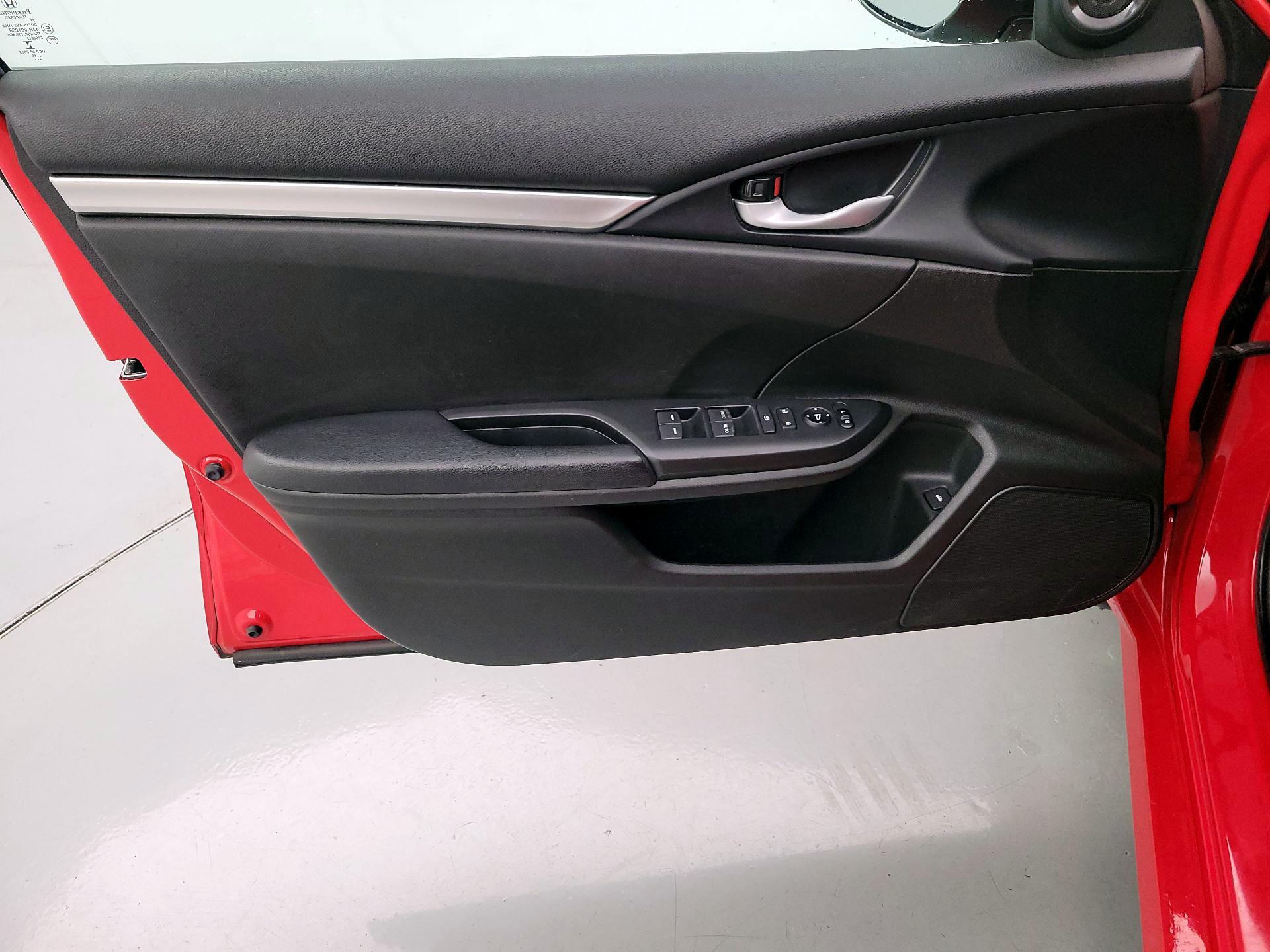 Thumbnail: 2019 Honda Civic - 12