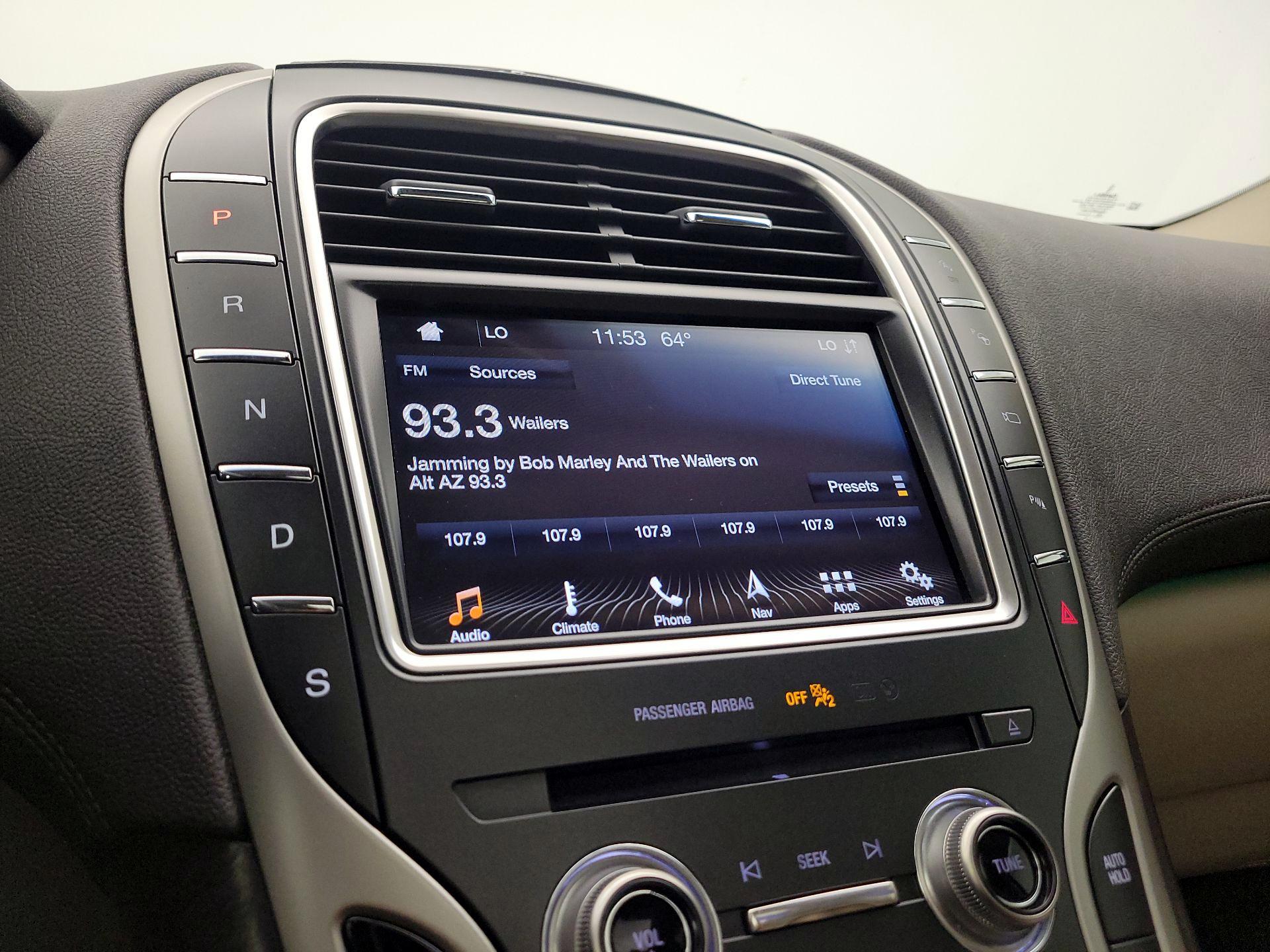 Thumbnail: 2019 Lincoln Nautilus - 16