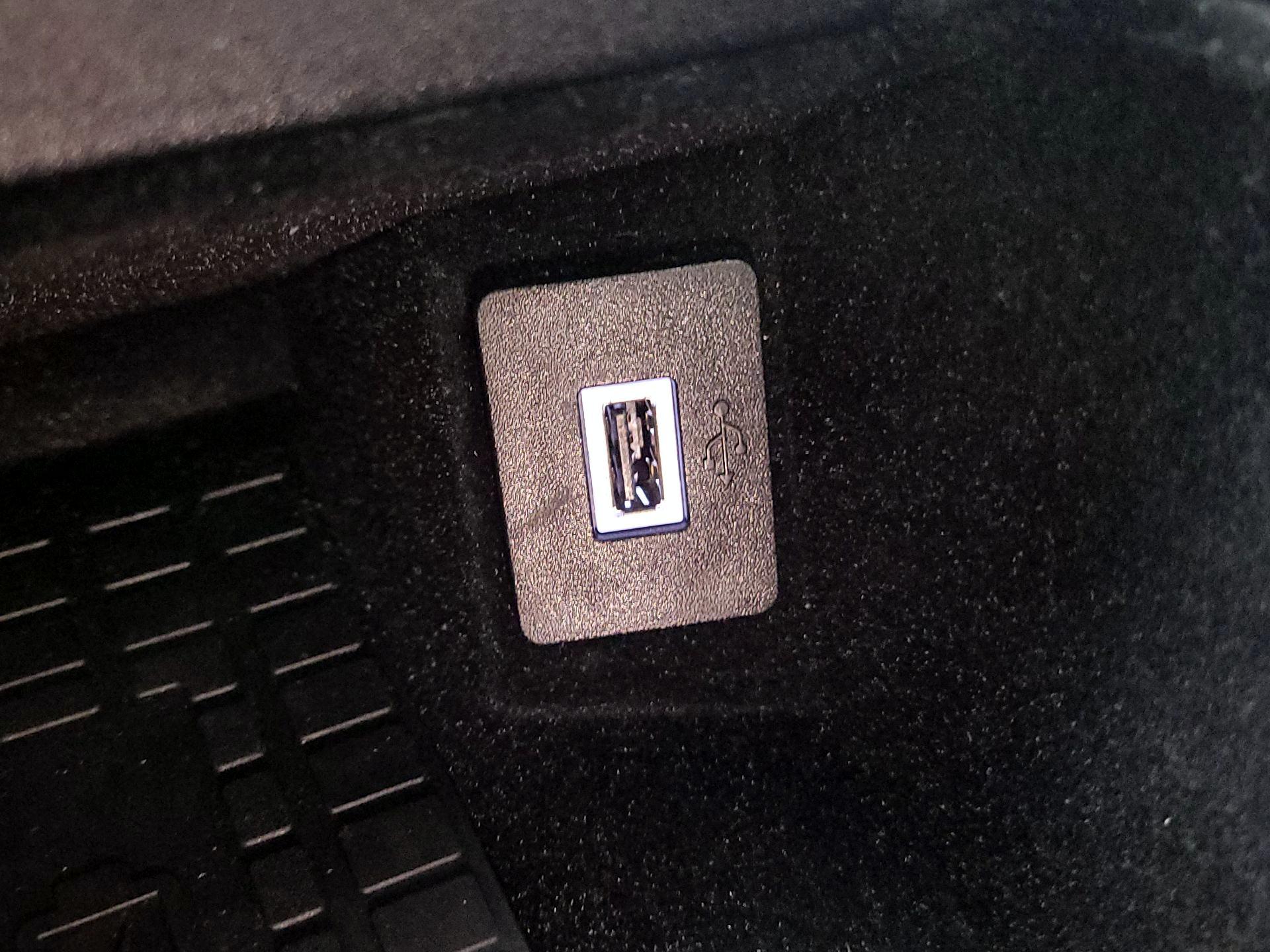 Thumbnail: 2019 Lincoln Nautilus - 19