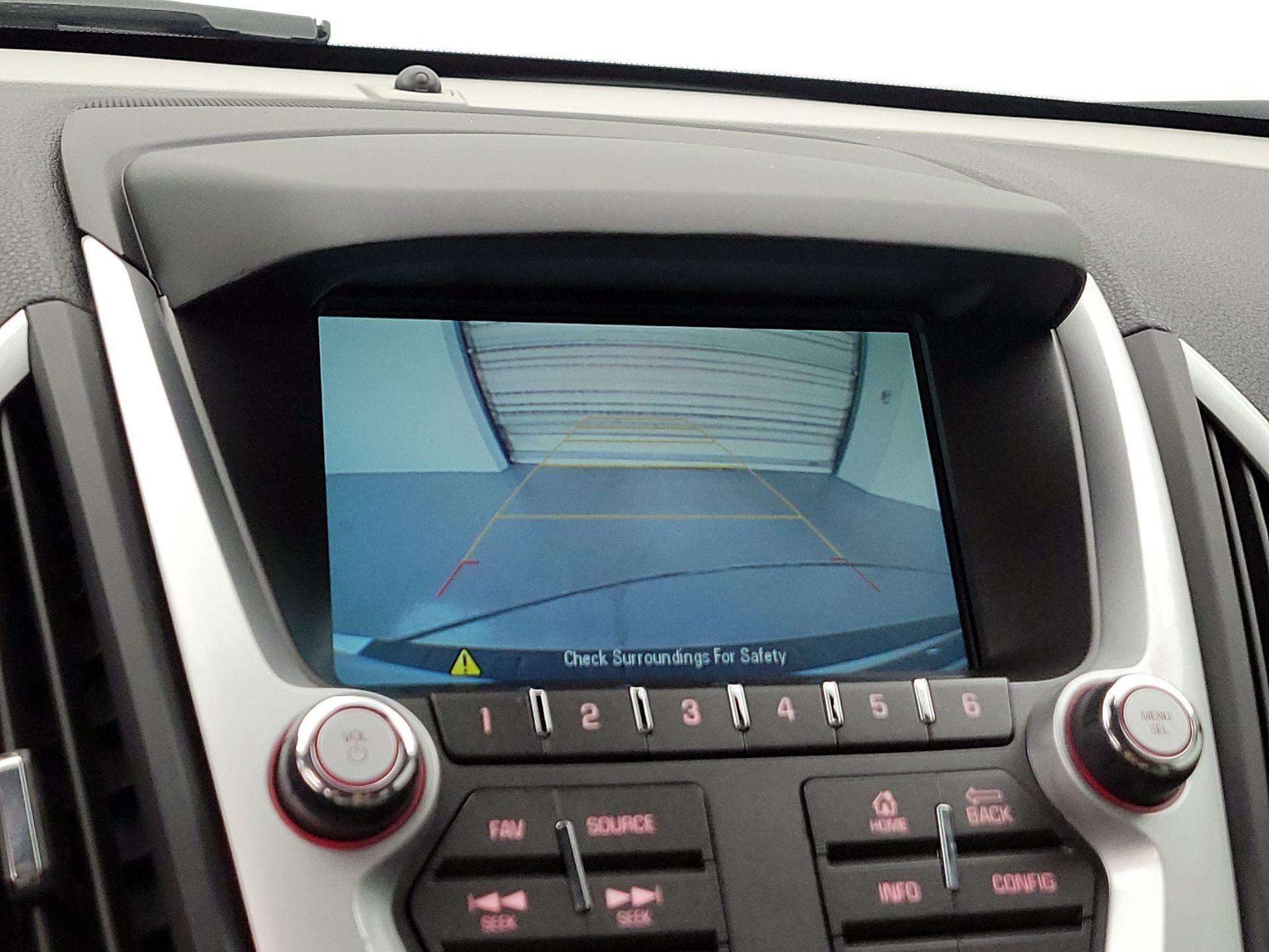 Thumbnail: 2015 GMC Terrain - 13