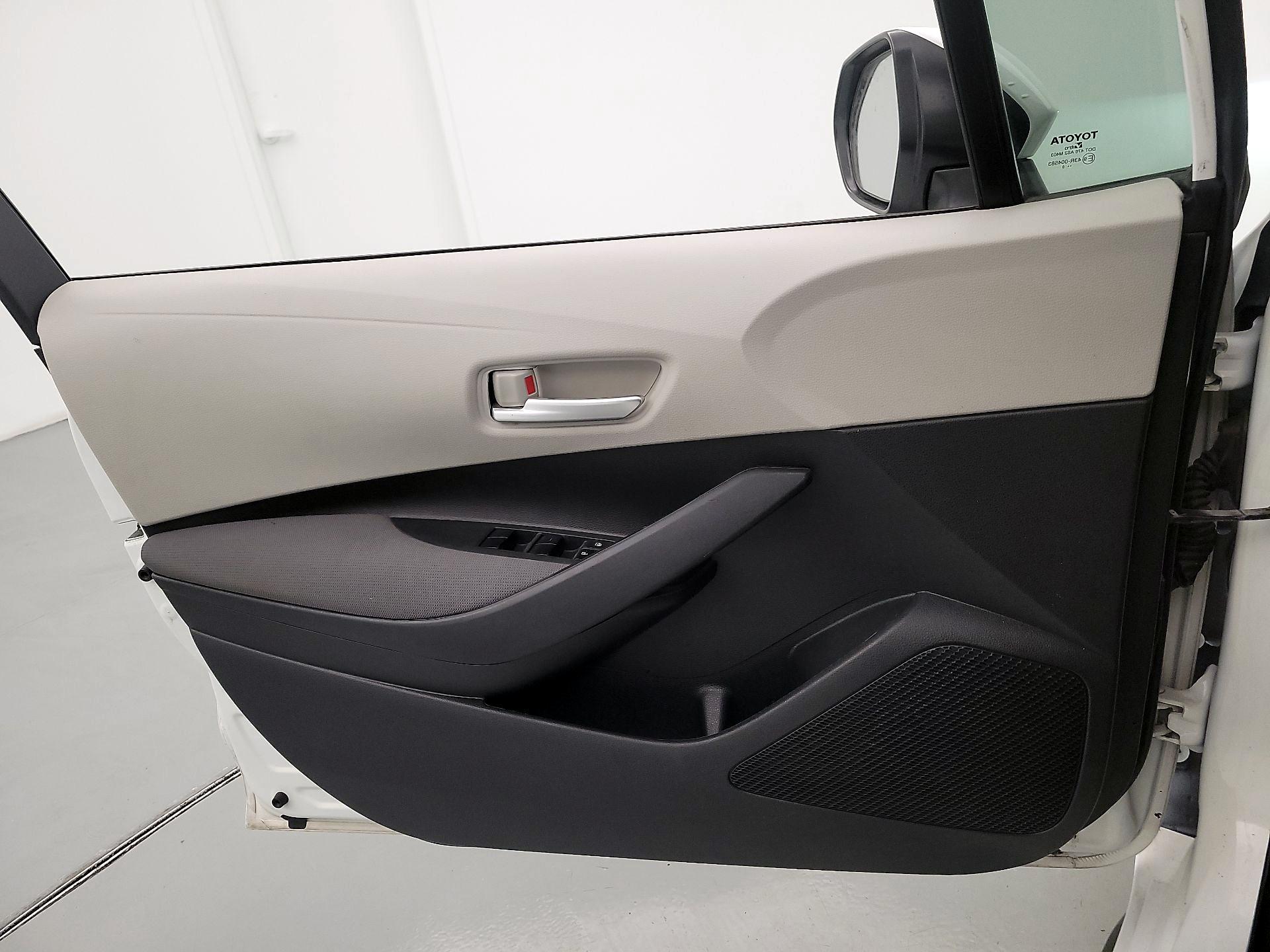 Thumbnail: 2021 Toyota Corolla - 12