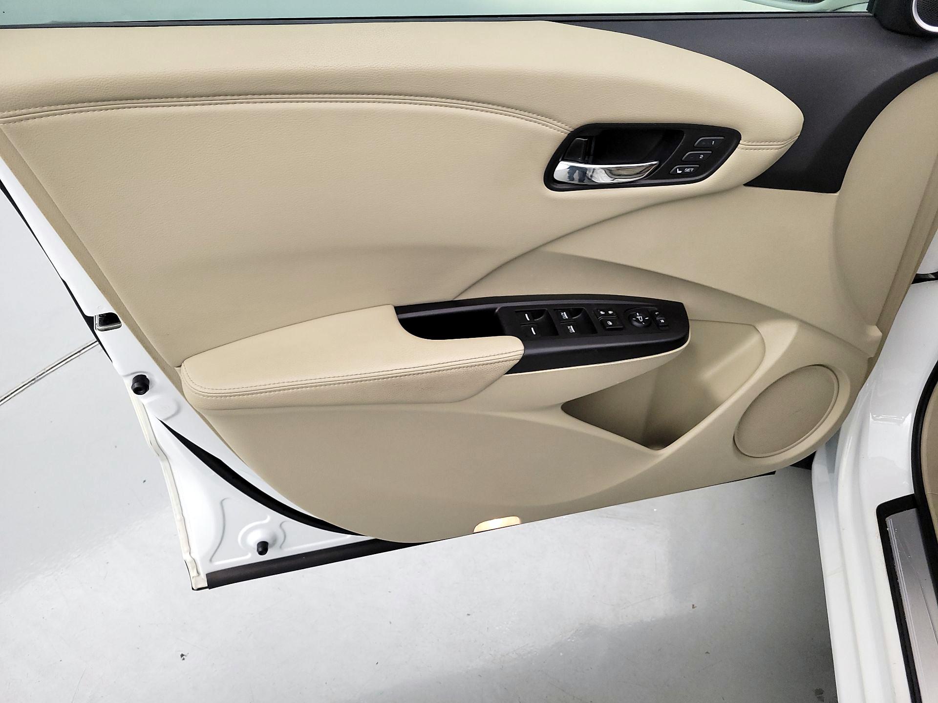 Thumbnail: 2015 Acura RDX - 12