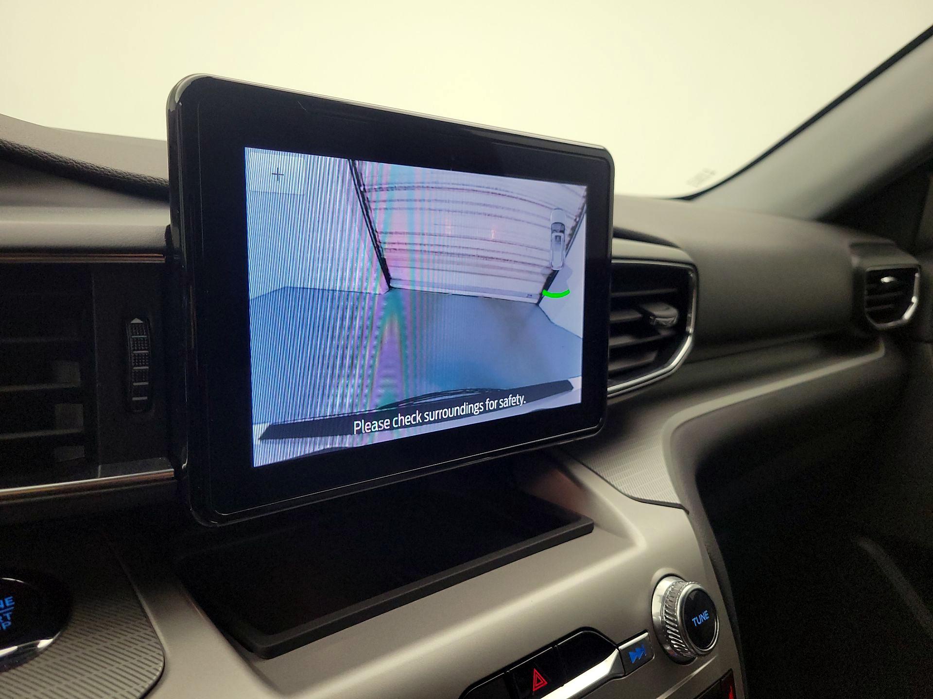 Thumbnail: 2022 Ford Explorer - 14