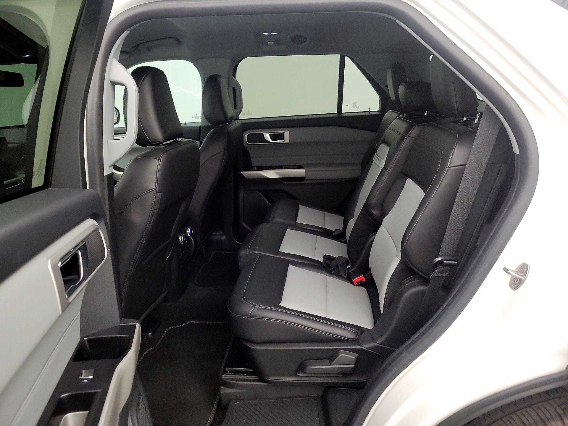 Thumbnail: 2022 Ford Explorer - 19