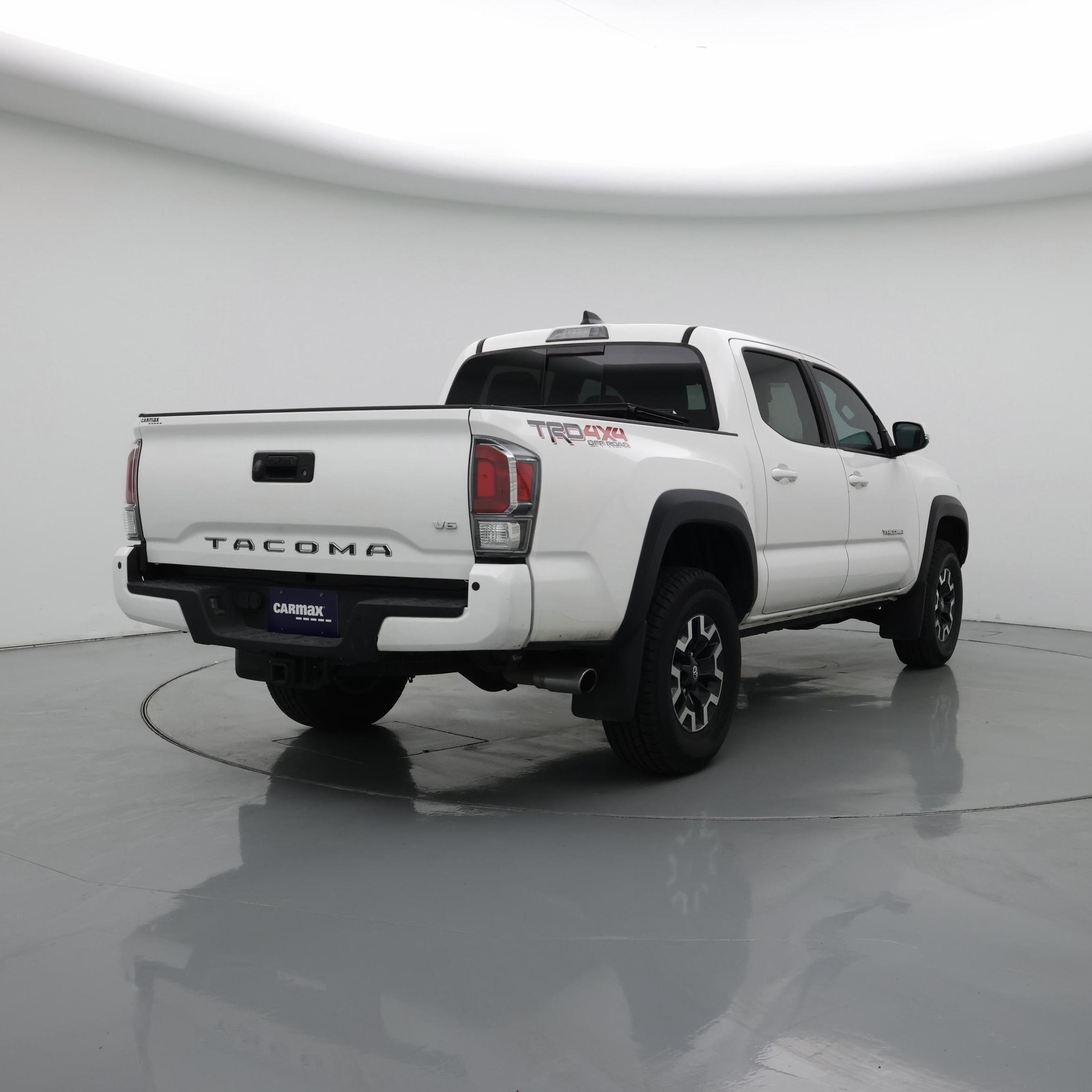 Thumbnail: 2021 Toyota Tacoma - 8