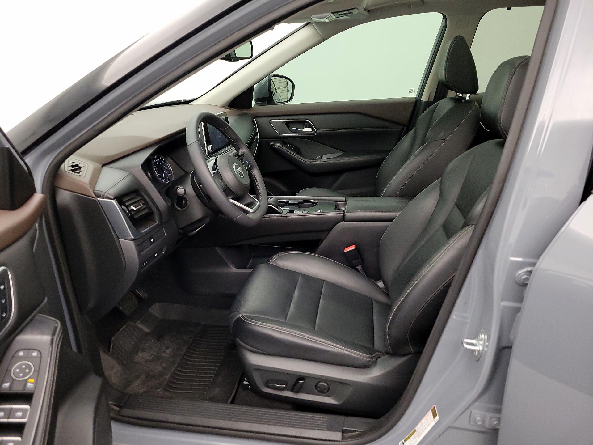 Thumbnail: 2021 Nissan Rogue - 11