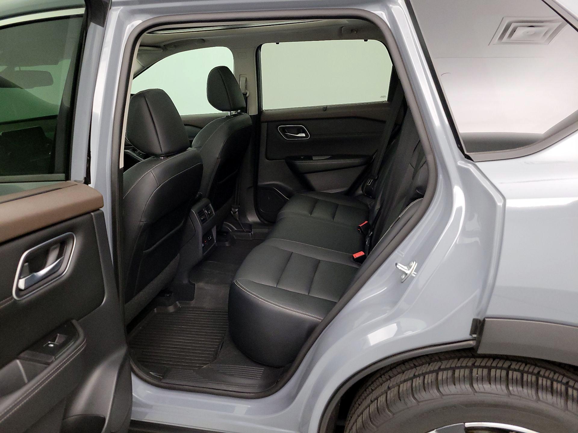 Thumbnail: 2021 Nissan Rogue - 20