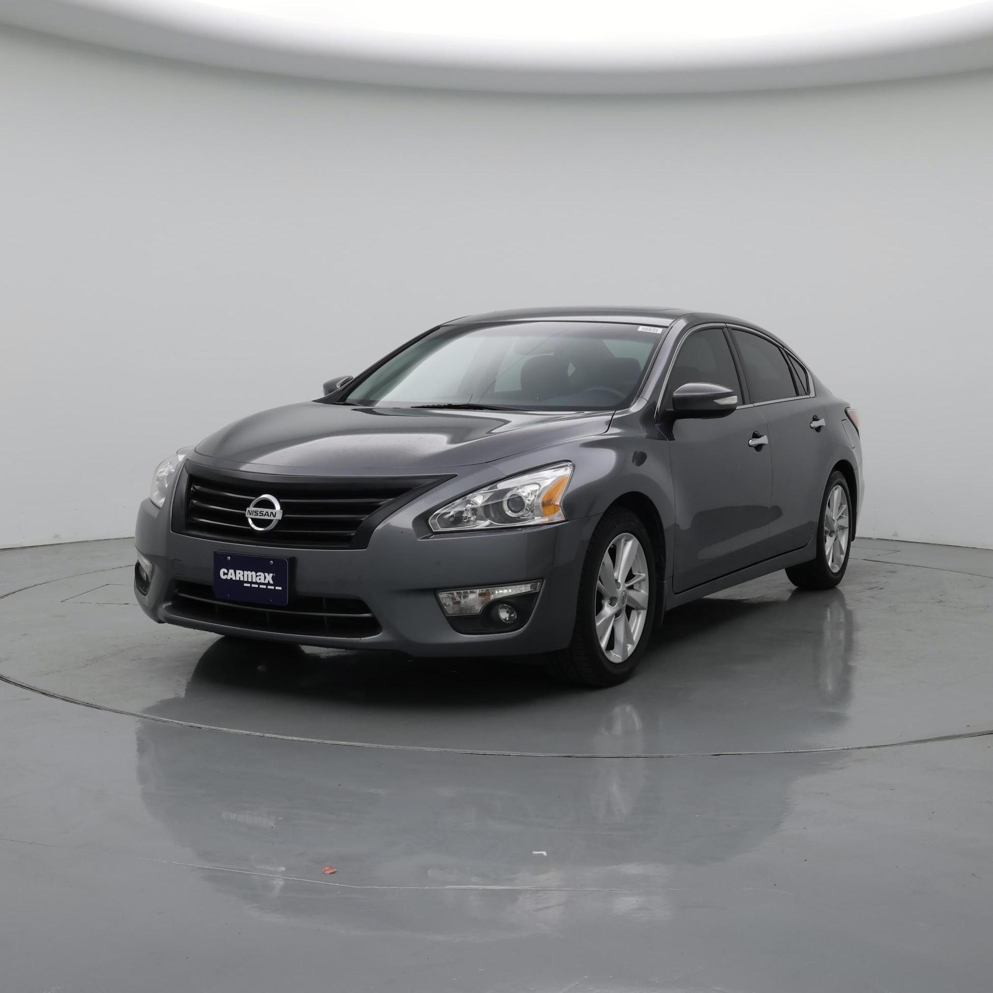 Thumbnail: 2015 Nissan Altima - 4