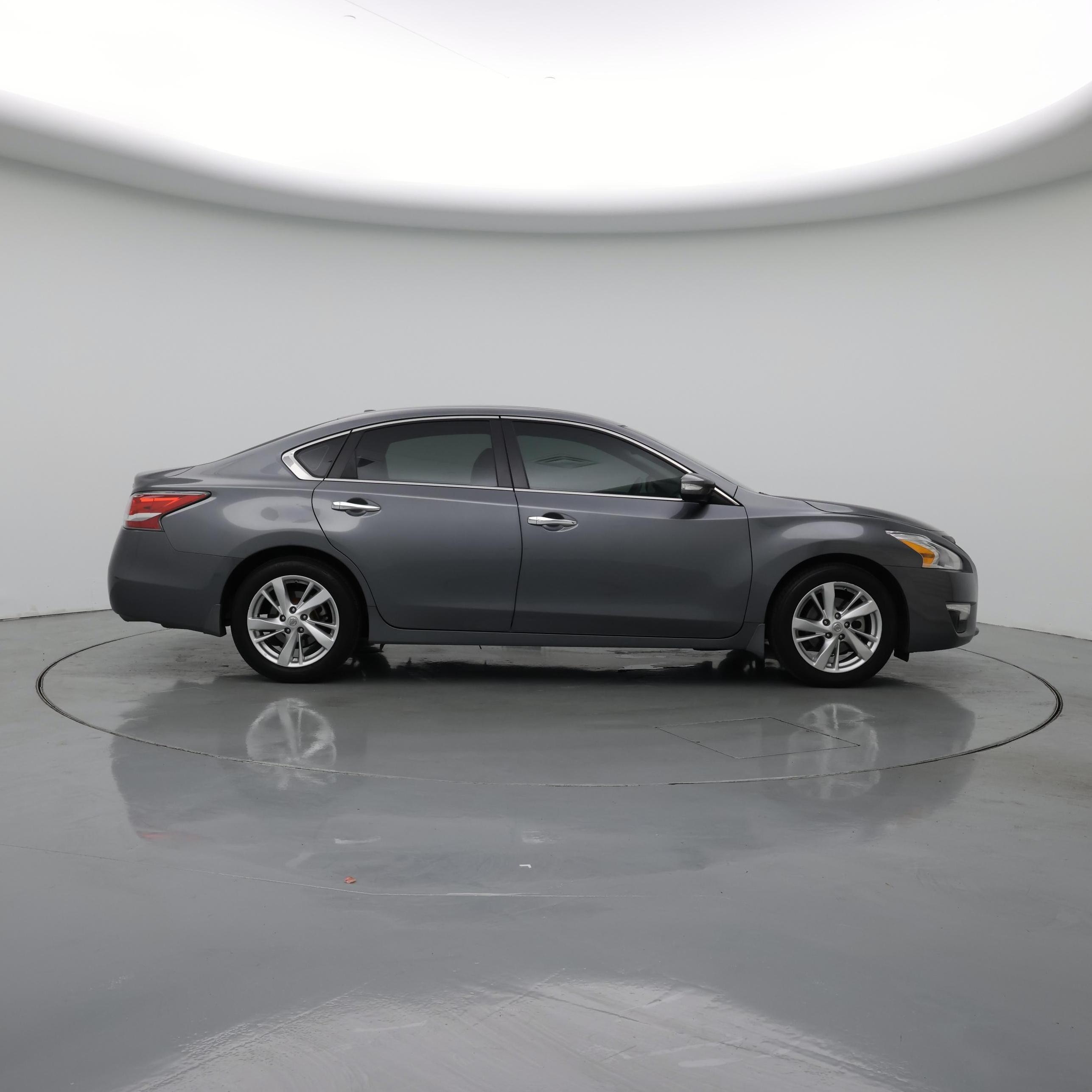 Thumbnail: 2015 Nissan Altima - 7