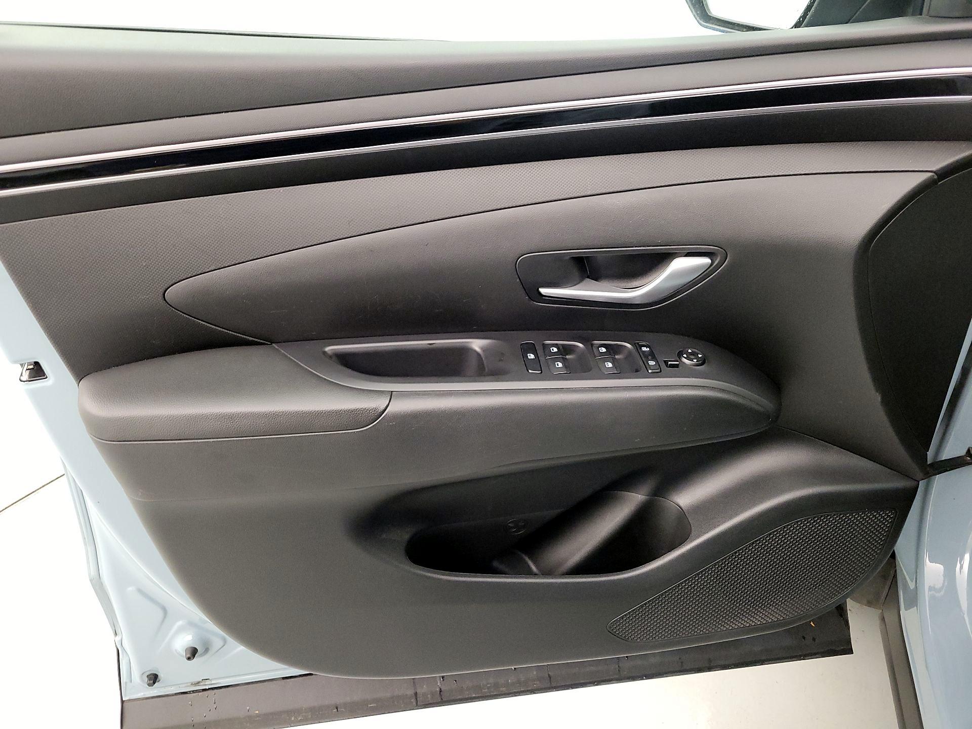 Thumbnail: 2022 Hyundai Santa Cruz - 12