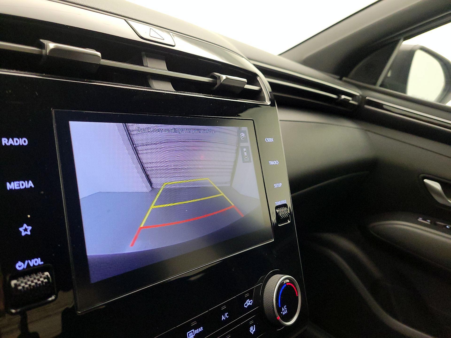 Thumbnail: 2022 Hyundai Santa Cruz - 14