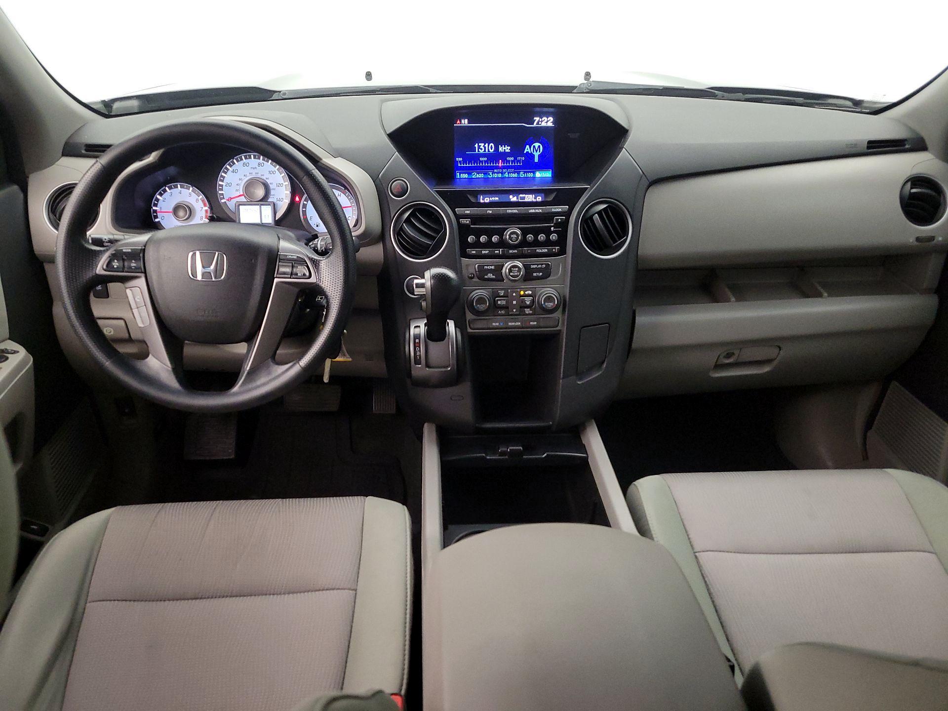 Thumbnail: 2015 Honda Pilot - 9