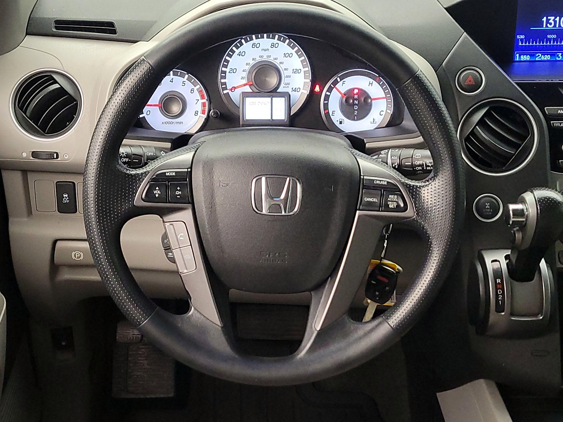 Thumbnail: 2015 Honda Pilot - 10