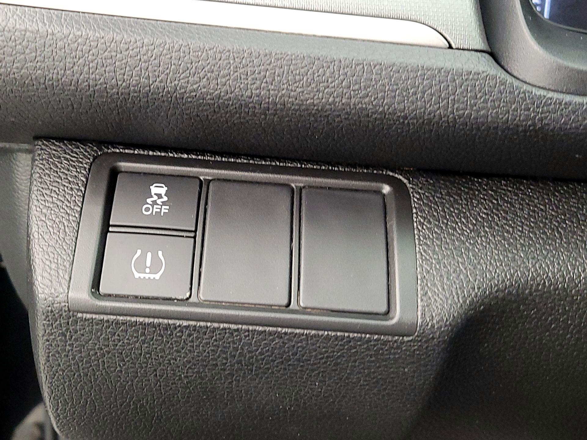 Thumbnail: 2016 Honda Civic - 13