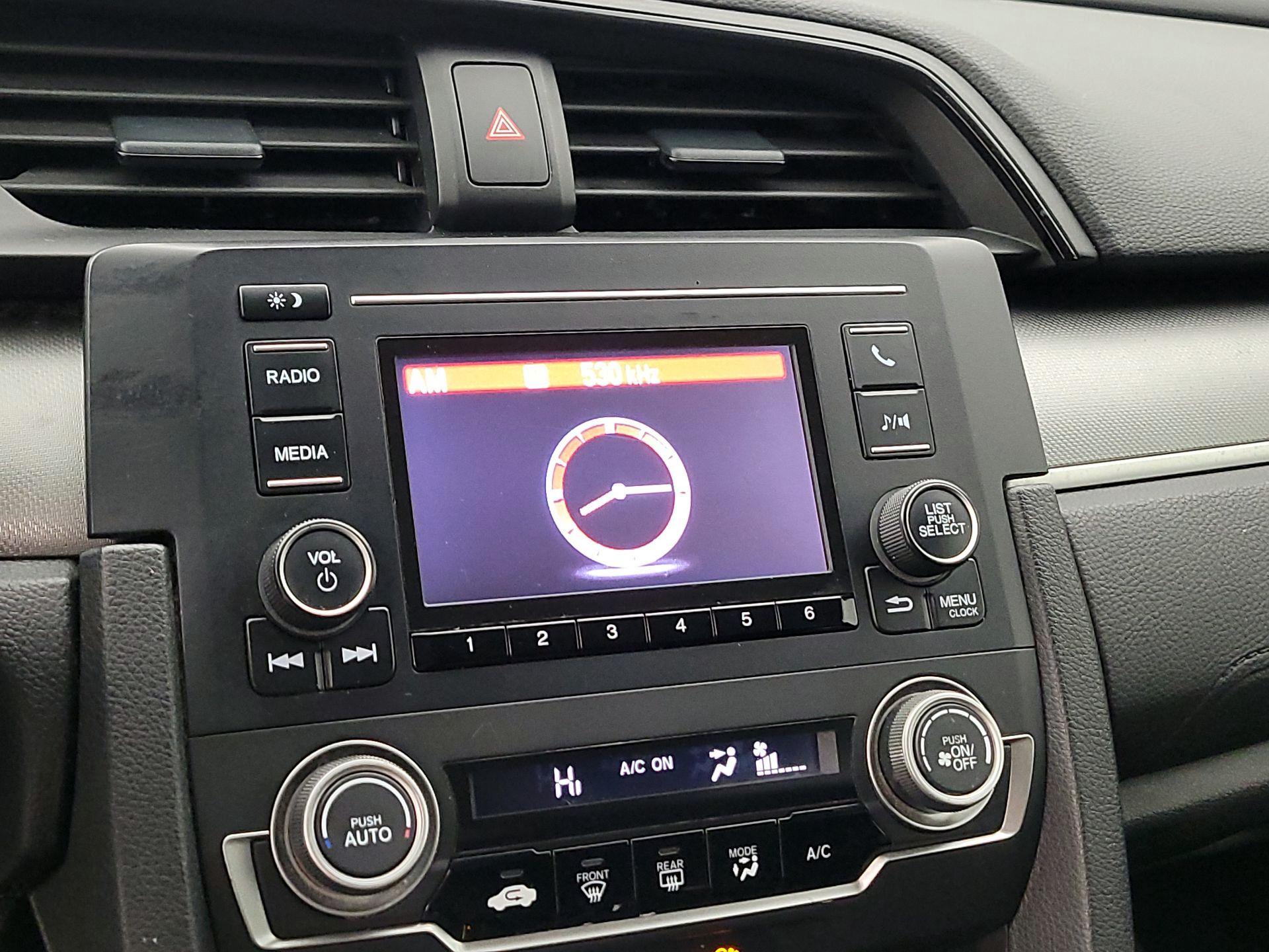 Thumbnail: 2016 Honda Civic - 15