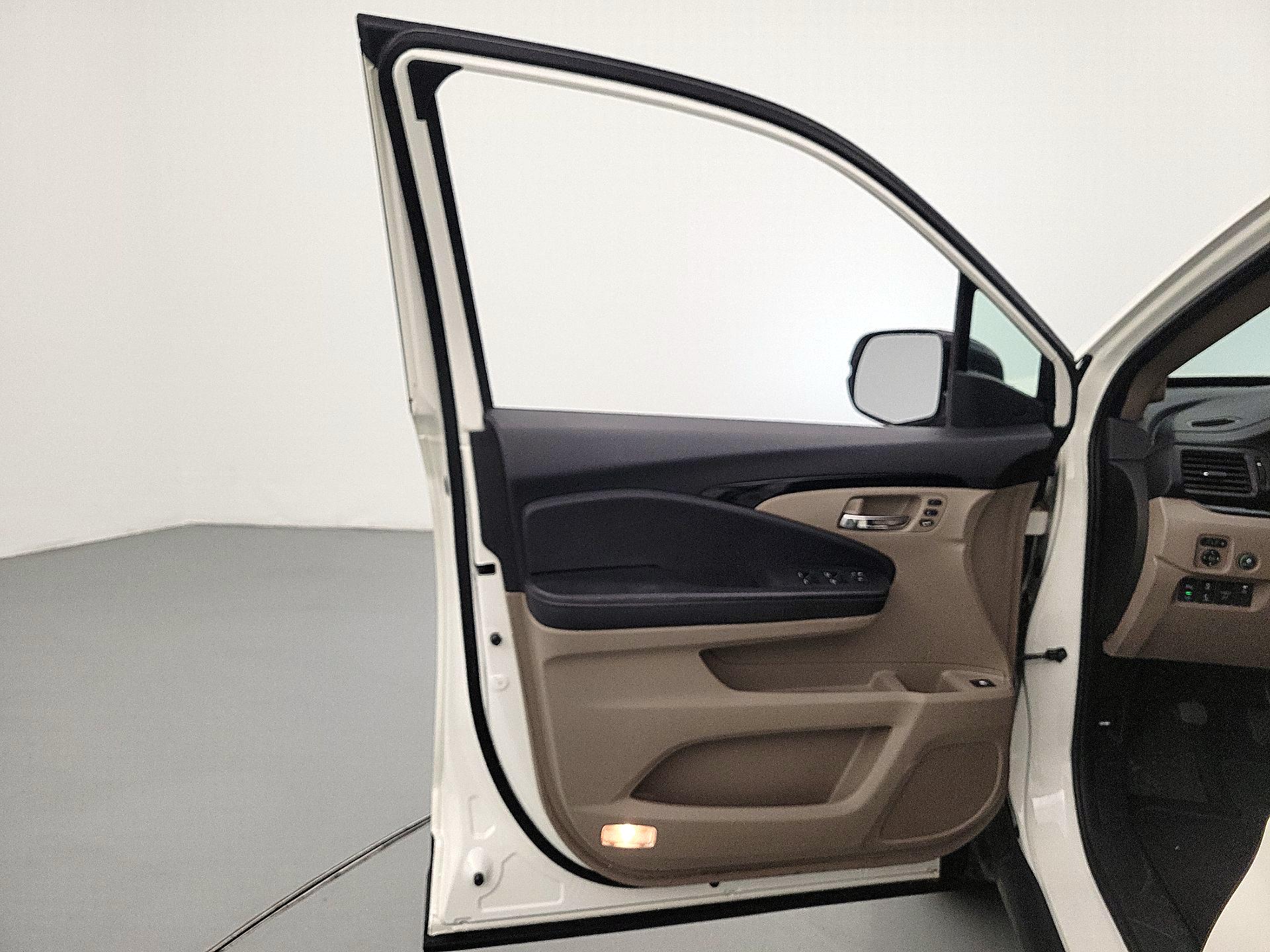 Thumbnail: 2018 Honda Ridgeline - 12